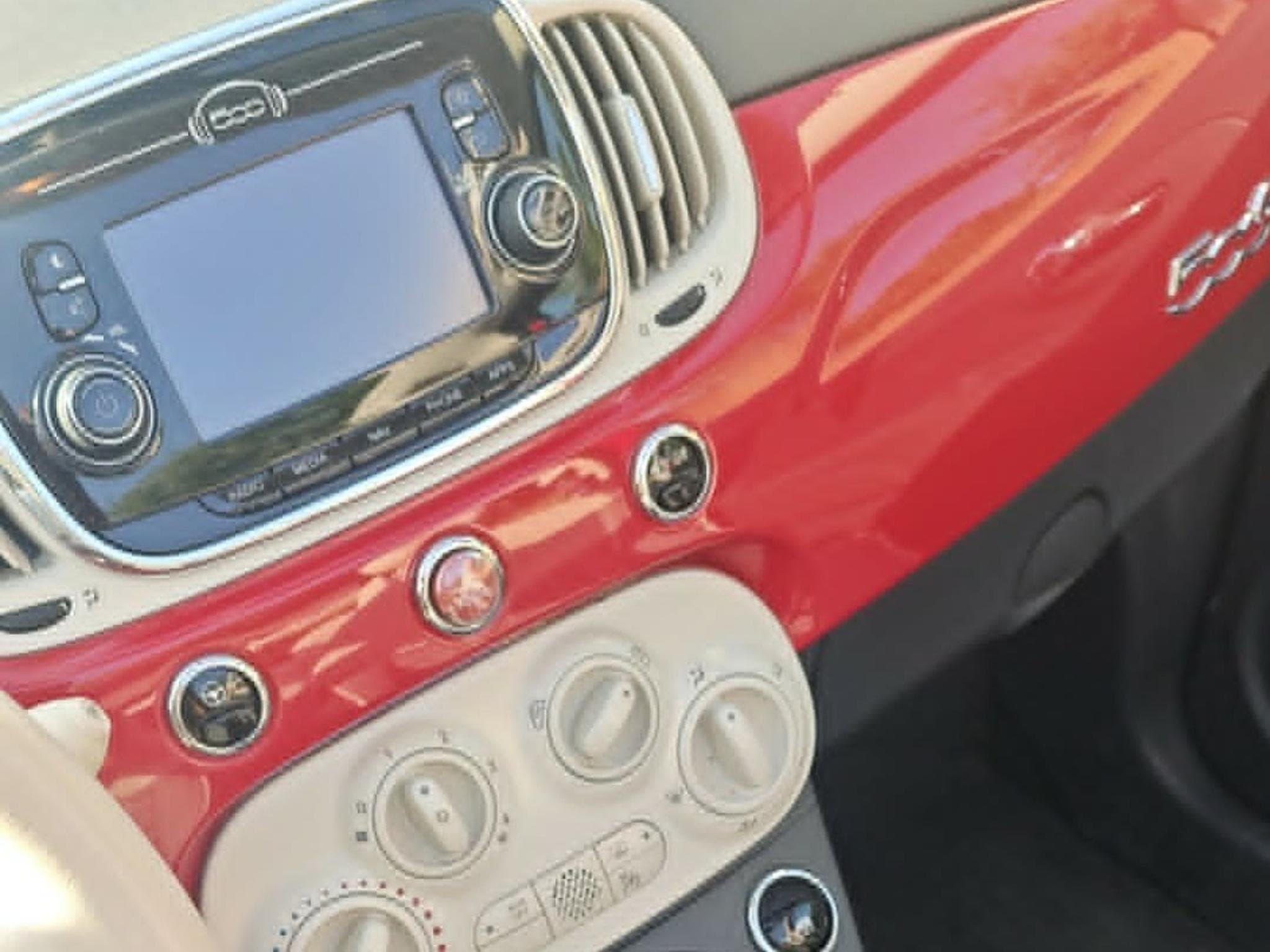 Fiat 500 FIAT 500C 1200CC CABRIO CLIM JANTES ALU (2016) - Photo 2