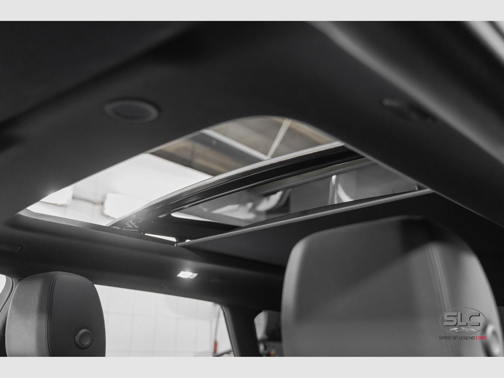 Land-Rover Range Rover Evoque P300E S Hyb. MY 2024 Facelift (2024) - Photo 11