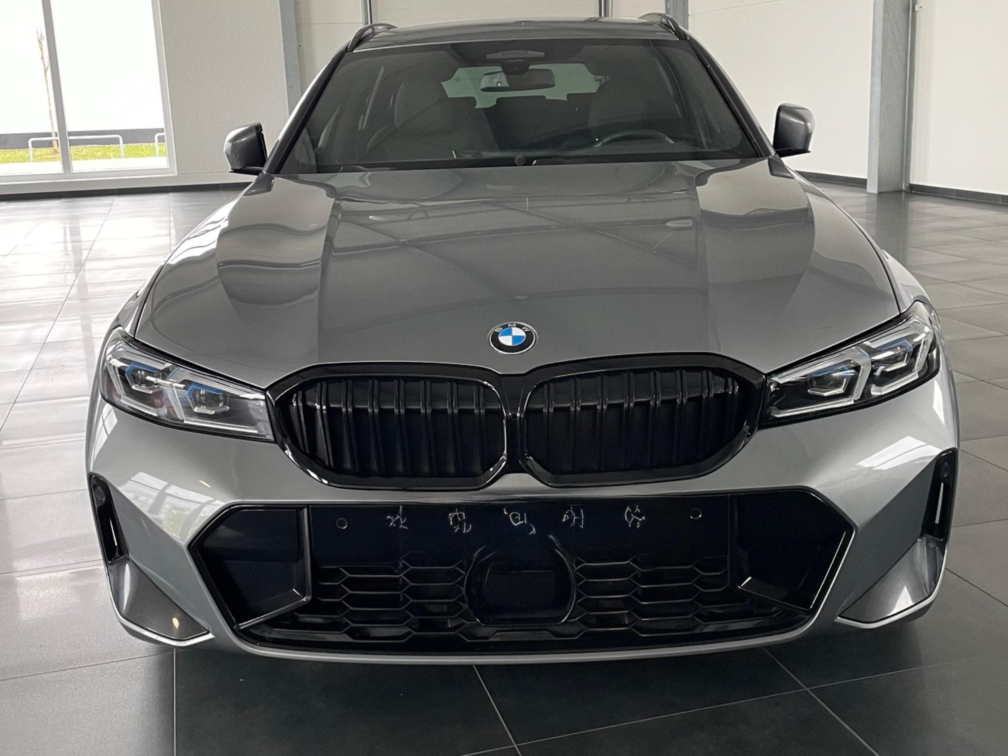 BMW 320 Sport M (2023) - Photo 1