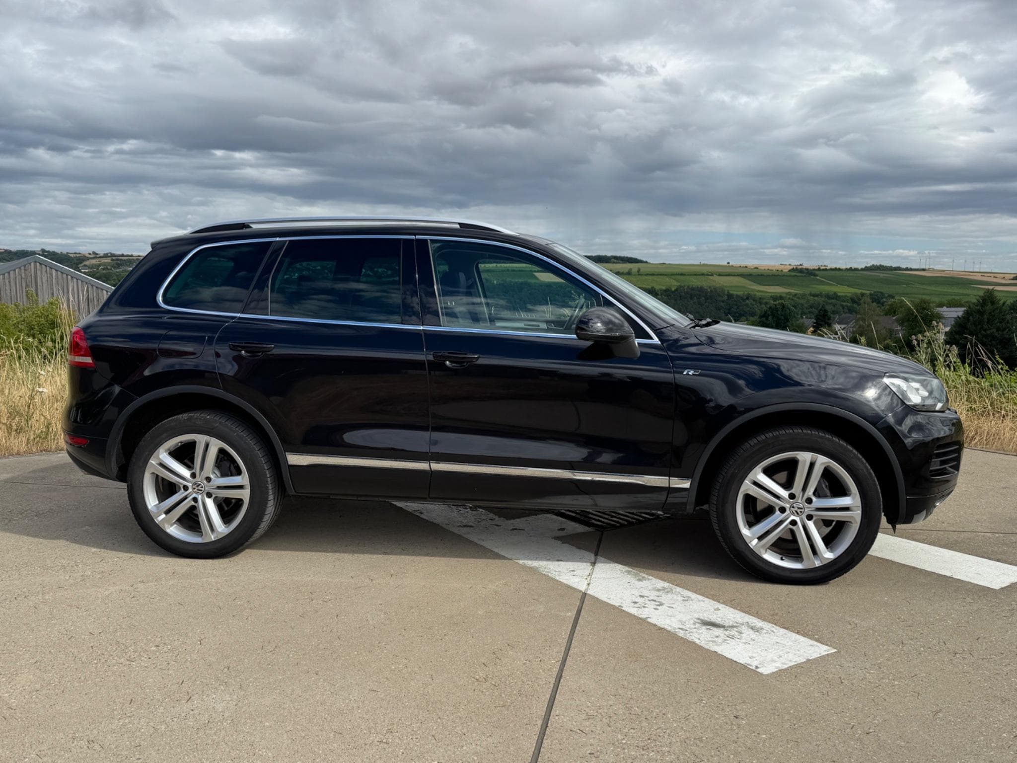 VW Touareg R-Line (2011) - Photo 2