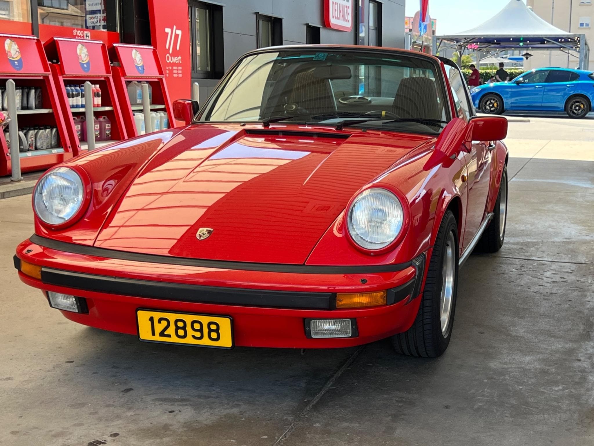 Porsche 911 Carrera Targa (1984) - Photo 2