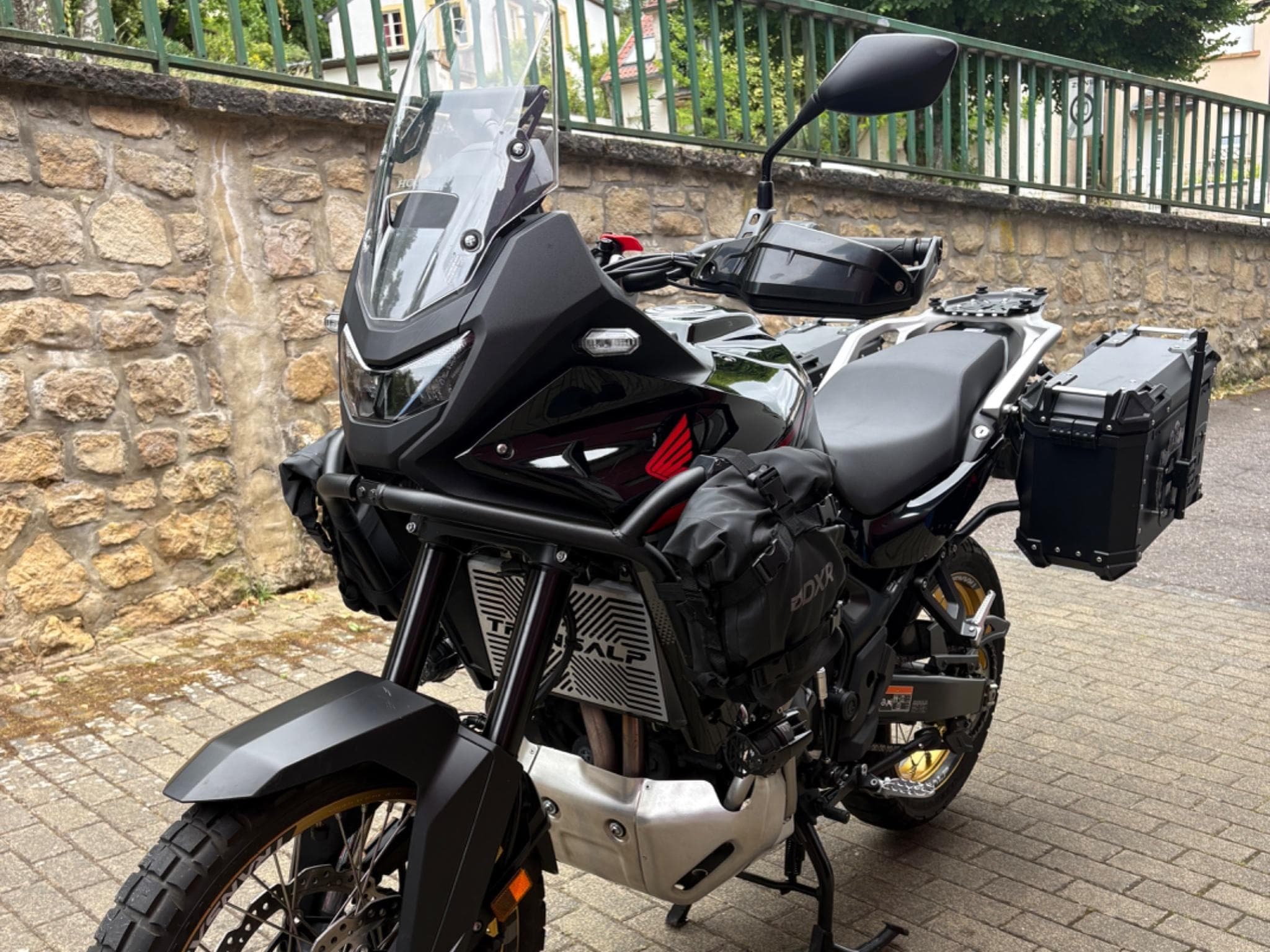Honda Transalp (2025) - Photo 2
