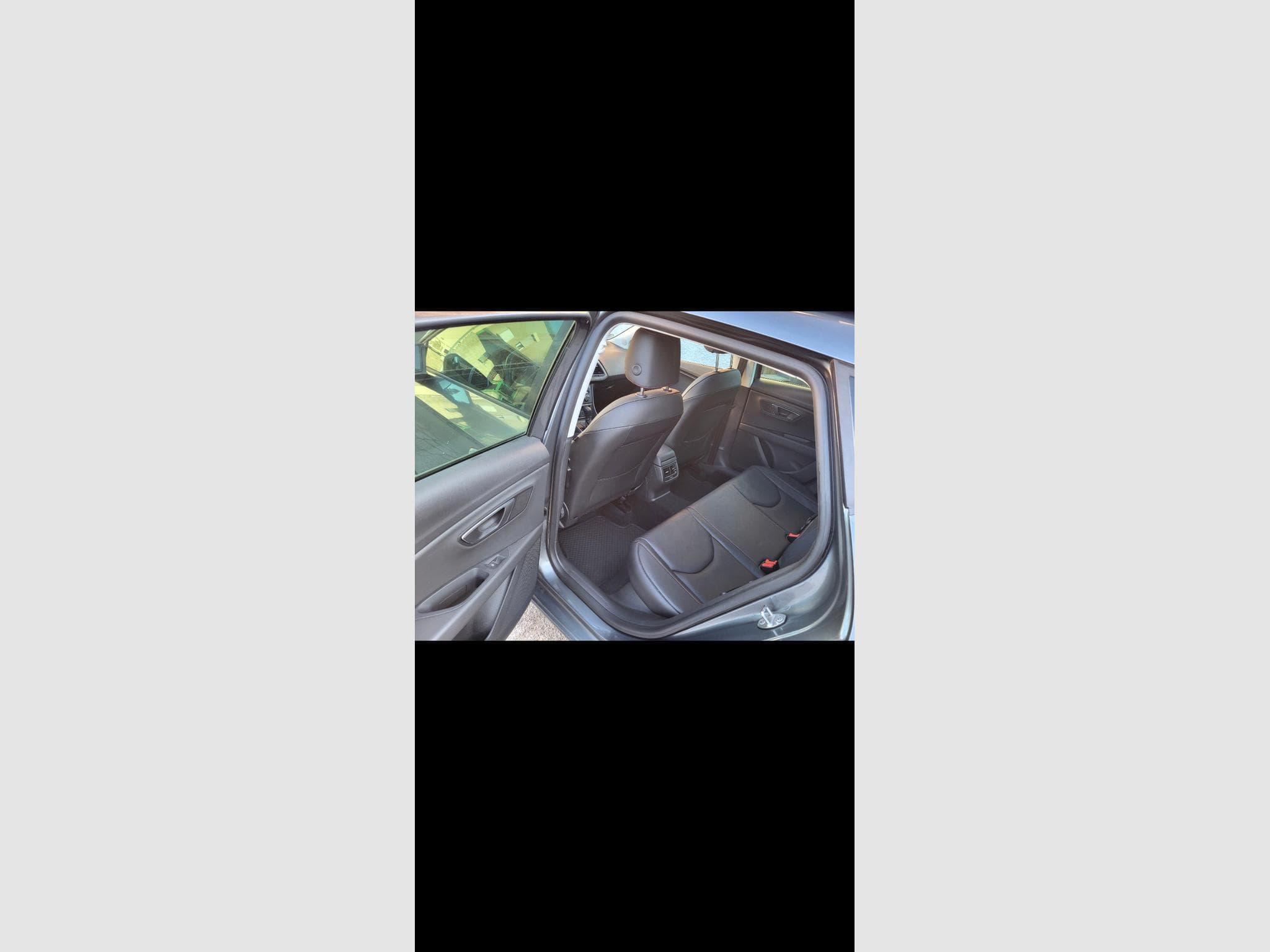 Seat Leon 2.0 TDI FR 184CV DSG PANORAMA XENON (2016) - Photo 9