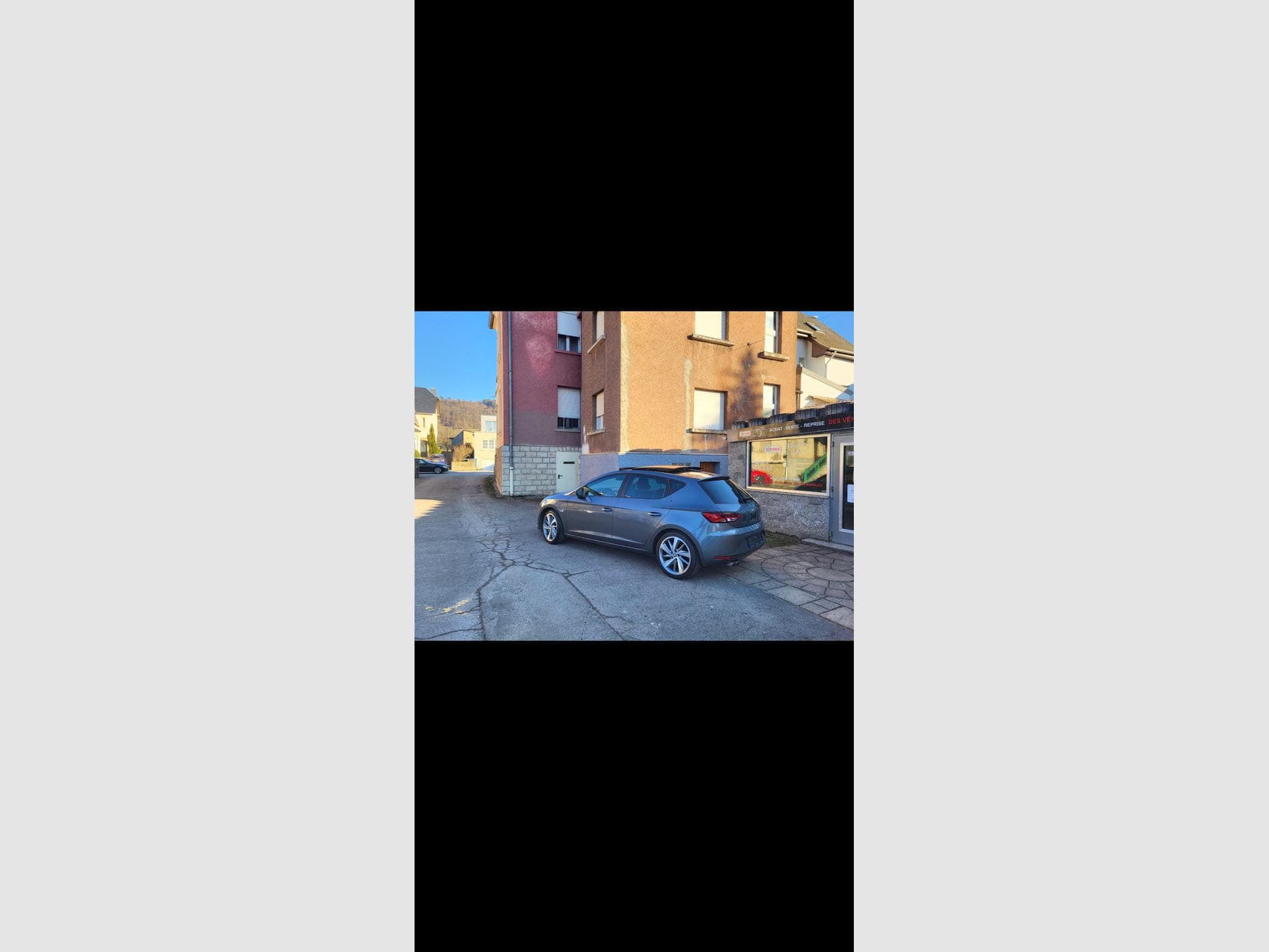 Seat Leon 2.0 TDI FR 184CV DSG PANORAMA XENON (2016) - Photo 3
