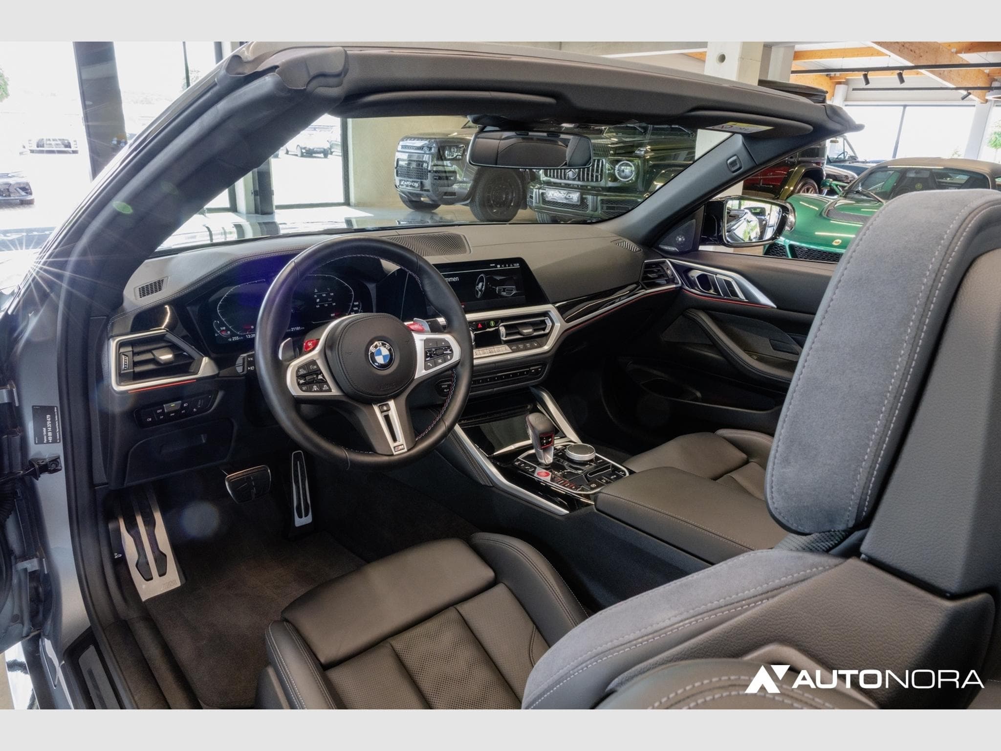 BMW M4 M4 Competition xDrive Cabriolet (2022) - Photo 12