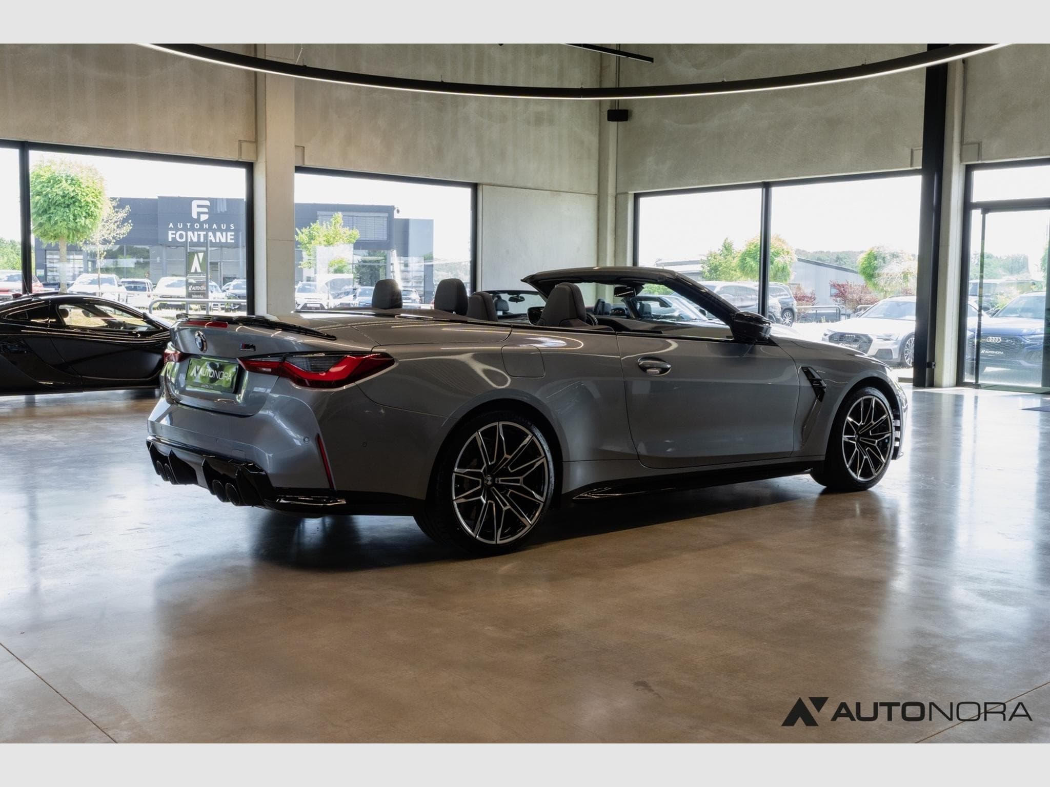 BMW M4 M4 Competition xDrive Cabriolet (2022) - Photo 4