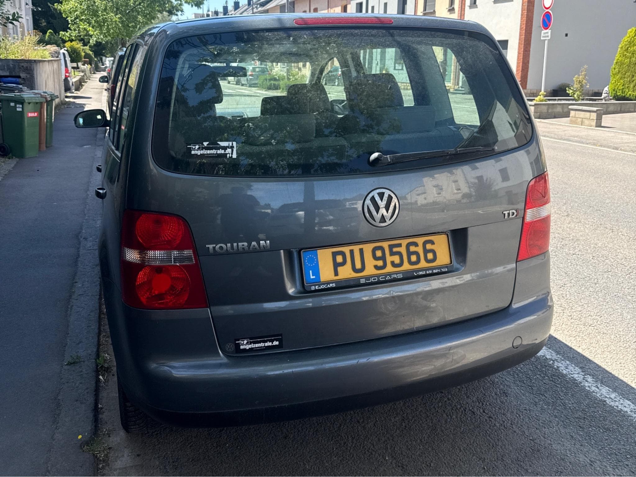 VW Touran (2003) - Photo 2