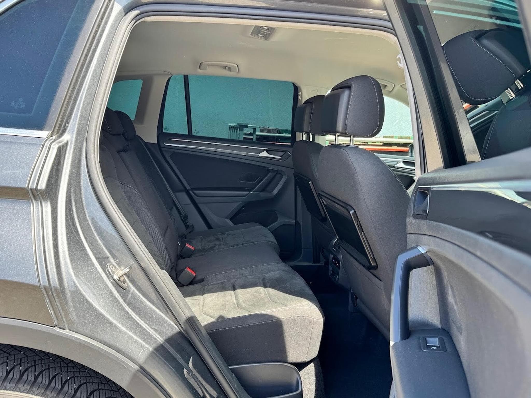 VW Tiguan 2.0 TDI 150 CH DSG 4 MOTION HIGHLINE (2016) - Photo 5