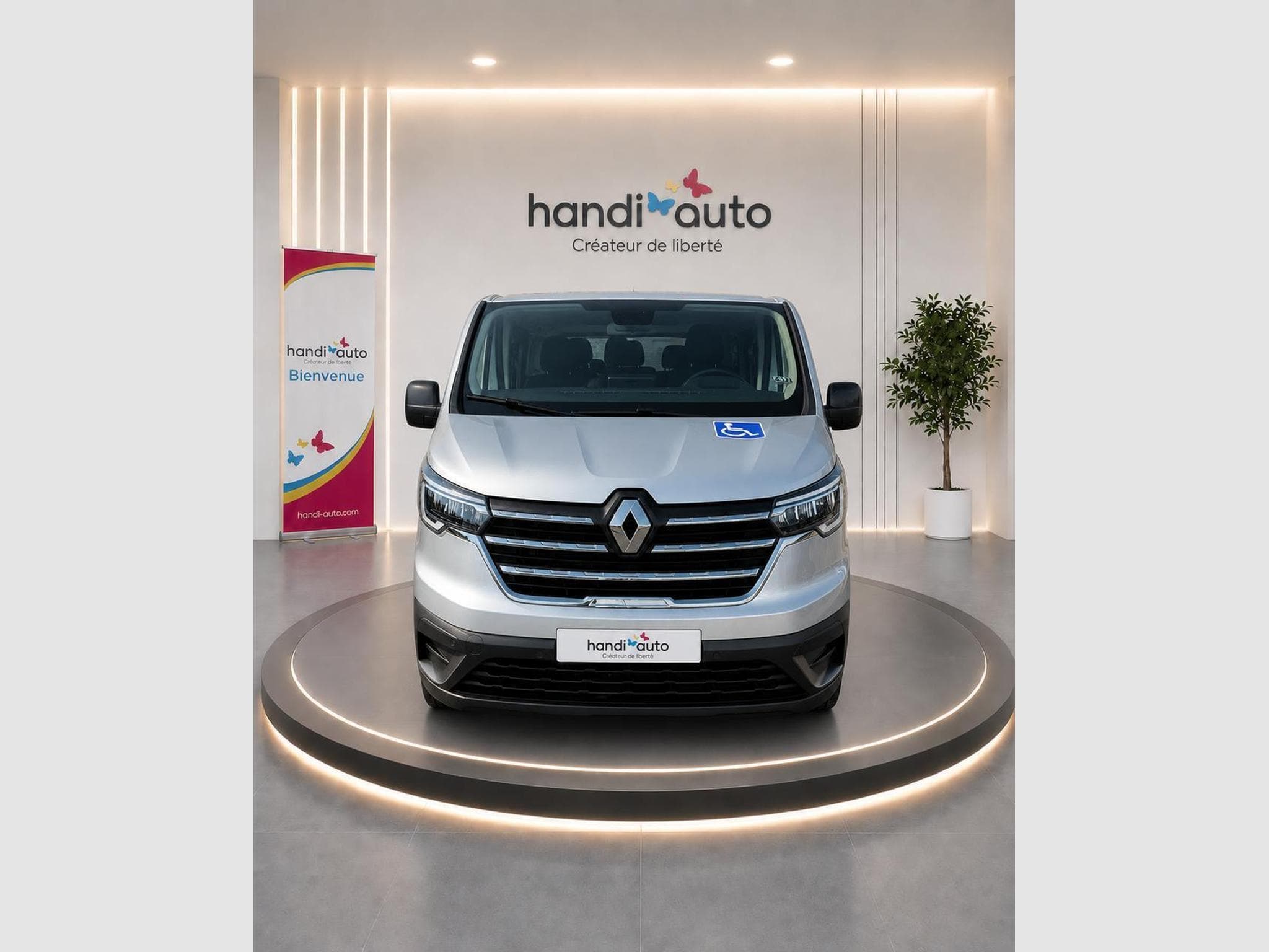Renault Trafic Traffic L2H1 TPMR - 2 fauteuils roulants / 9 places (2025) - Photo 3