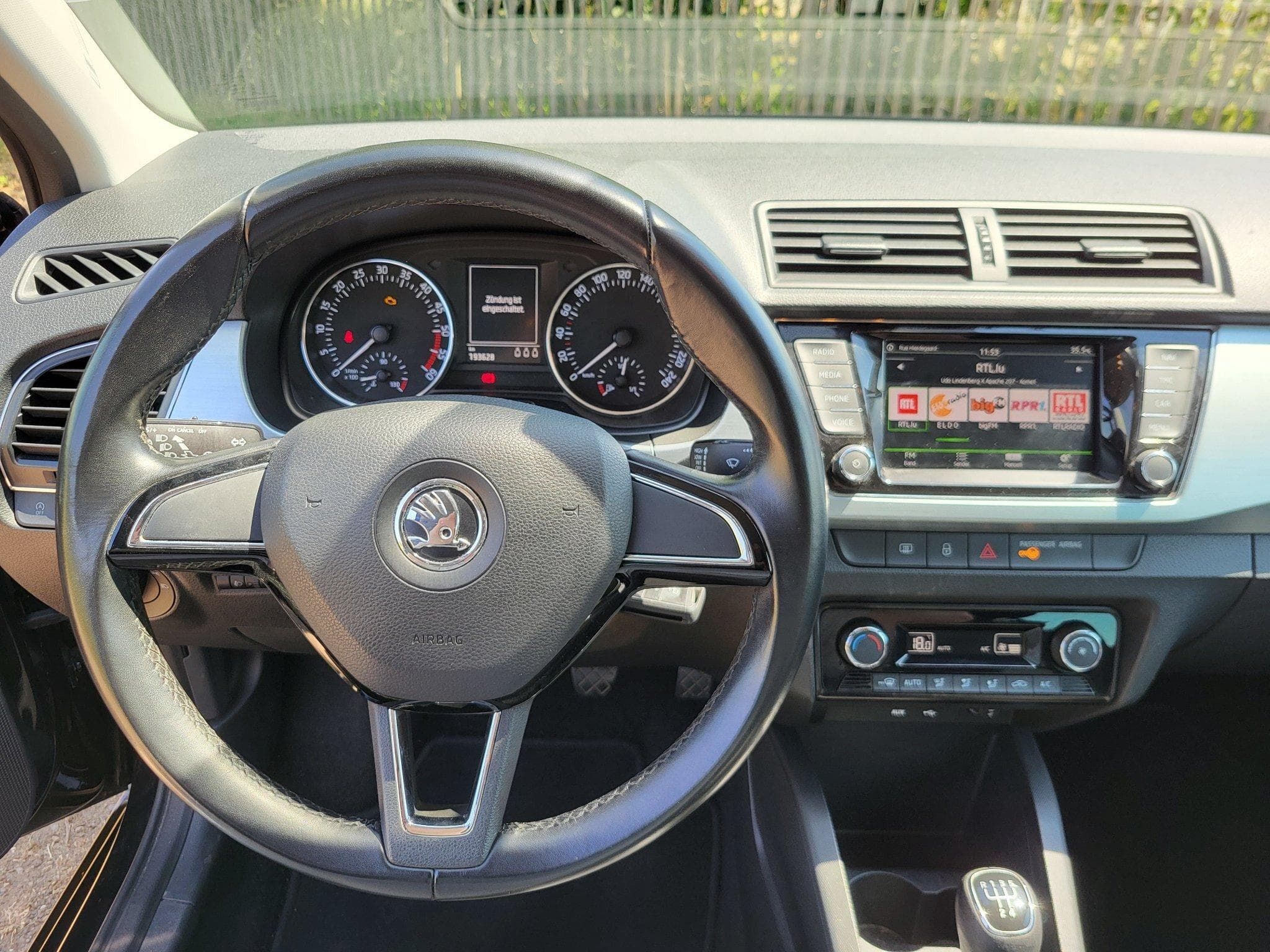 Skoda Fabia 1.4l TDI 90PS Ambition Navi Winterreifen (2016) - Photo 8