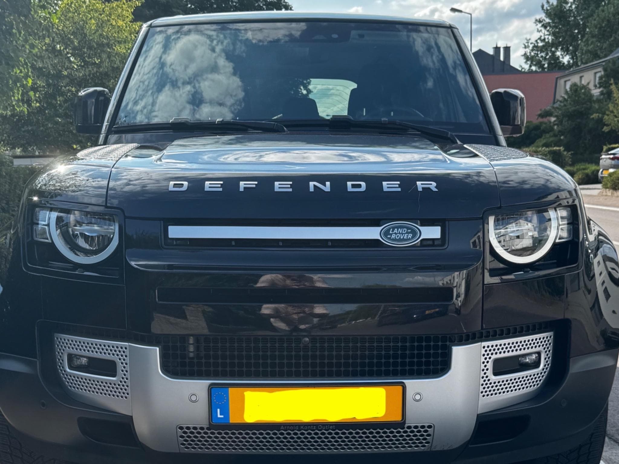 Land-Rover Defender 110 (2024) - Photo 3