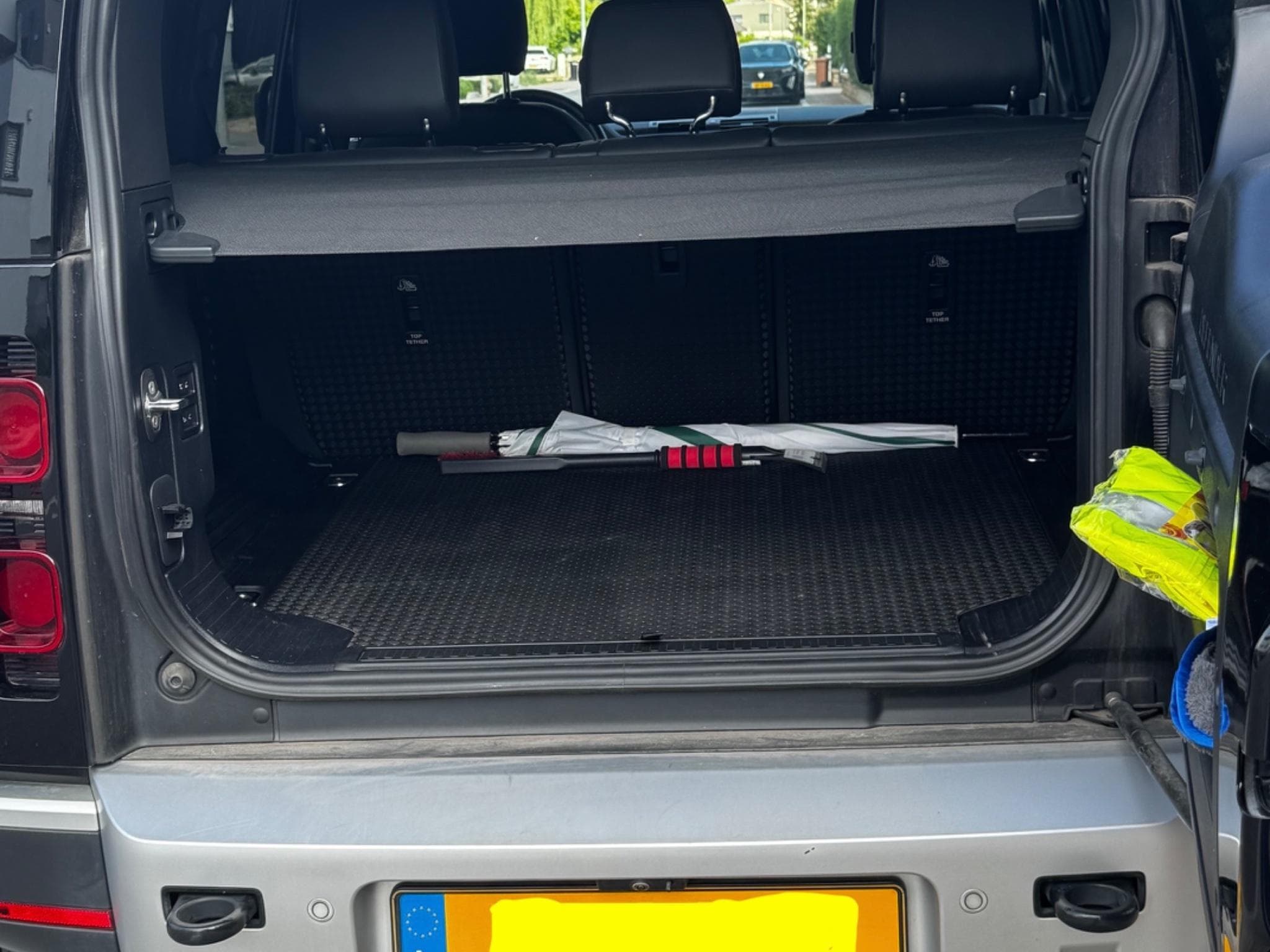 Land-Rover Defender 110 (2024) - Photo 6