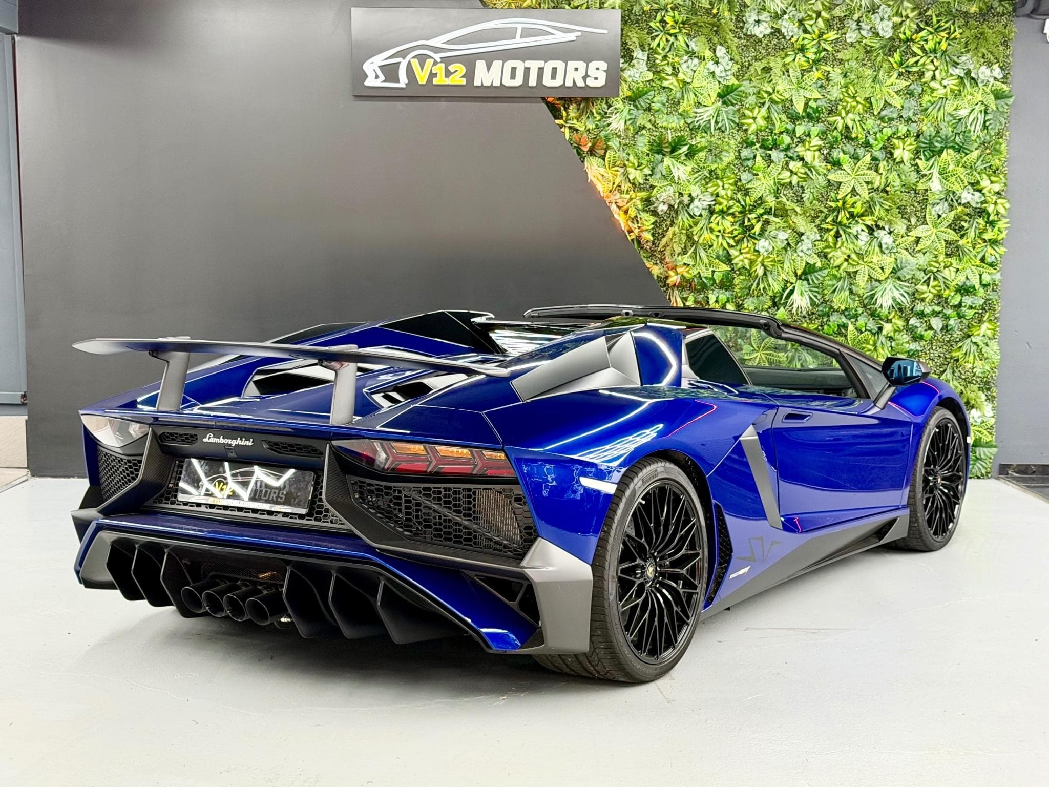 Lamborghini Aventador SV Roadster AD Personam Blu Sideris Full PPF Echap Sport (2016) - Photo 12