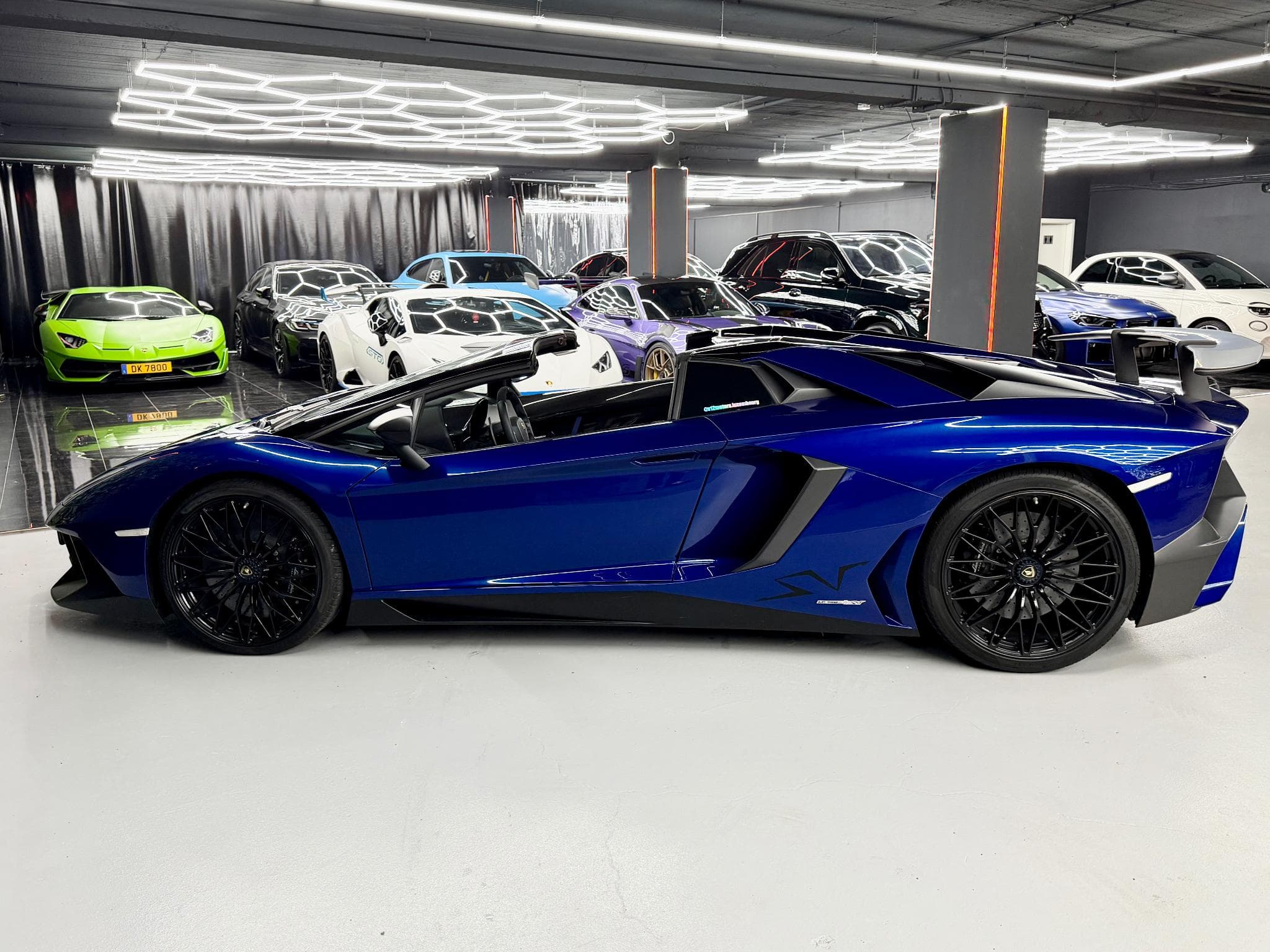 Lamborghini Aventador SV Roadster AD Personam Blu Sideris Full PPF Echap Sport (2016) - Photo 11