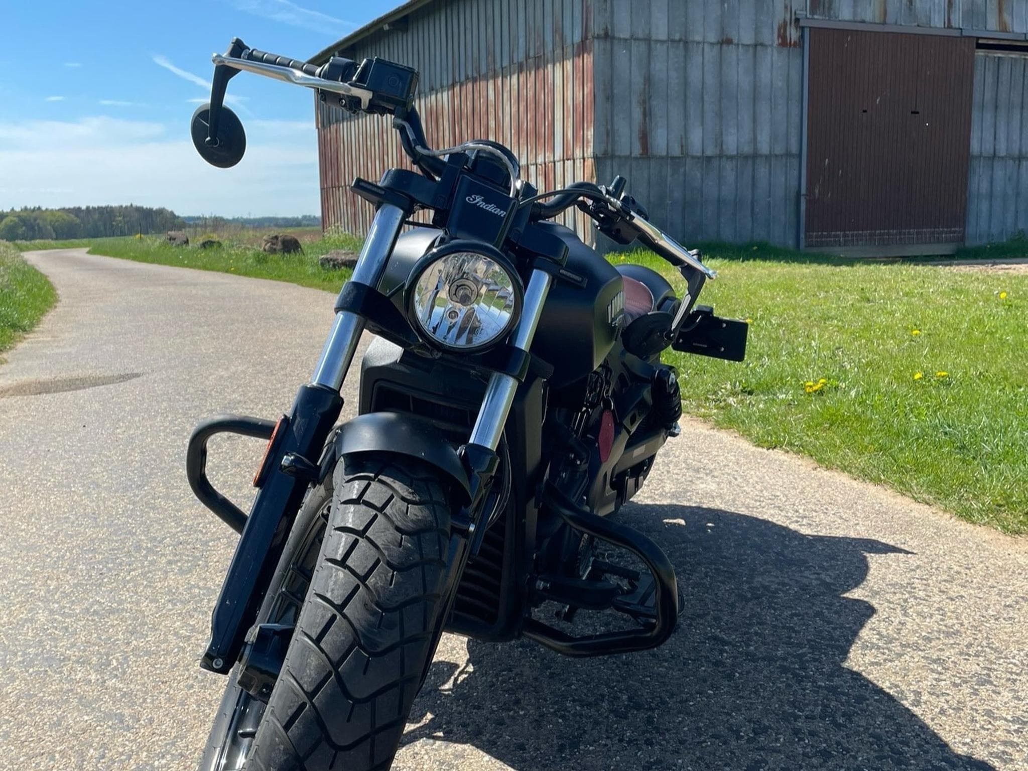 Indian Scout Bobber (2019) - Photo 6