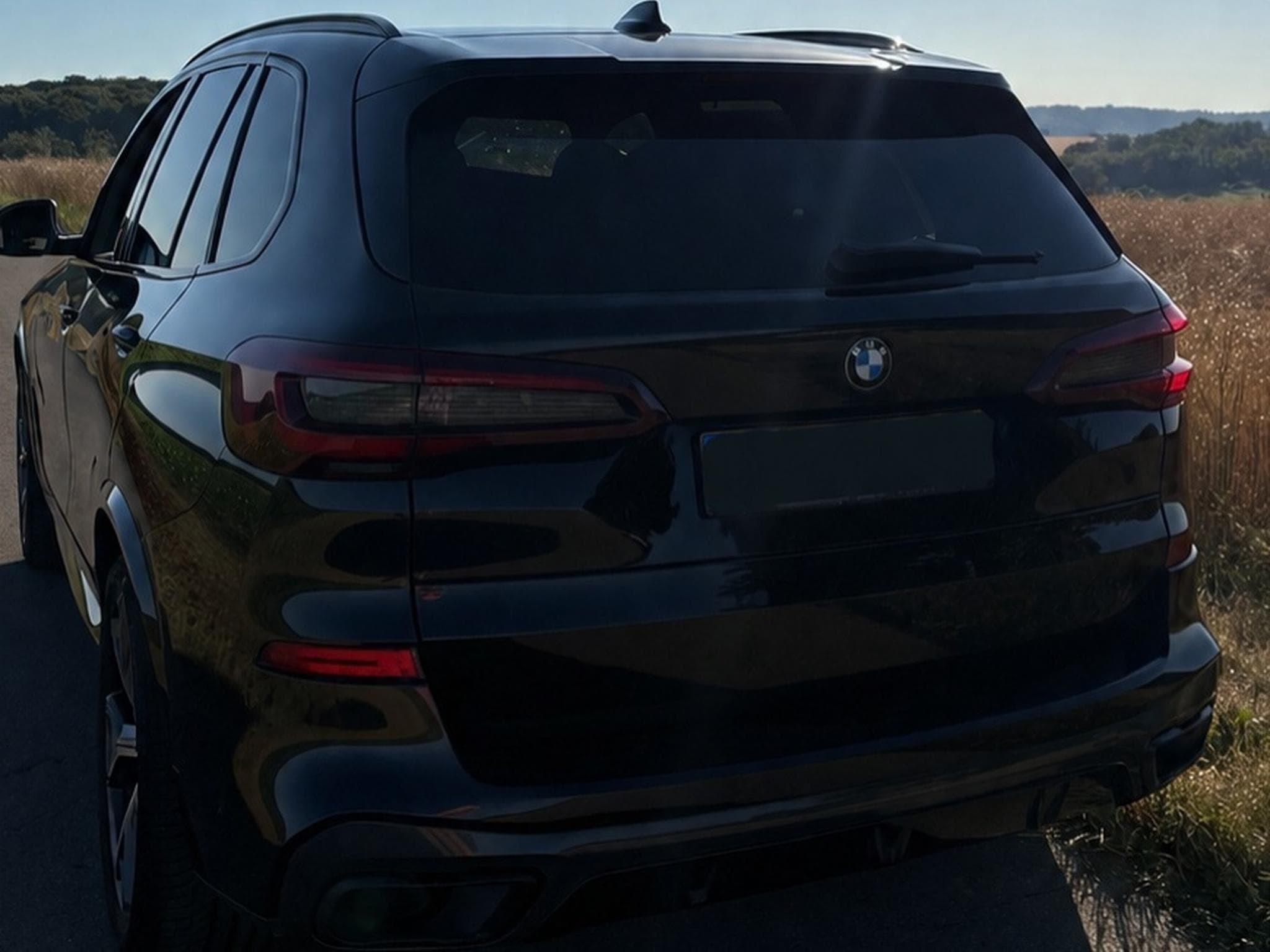 BMW X5 M Sportpaket (intérieur et extérieur) (2022) - Photo 2