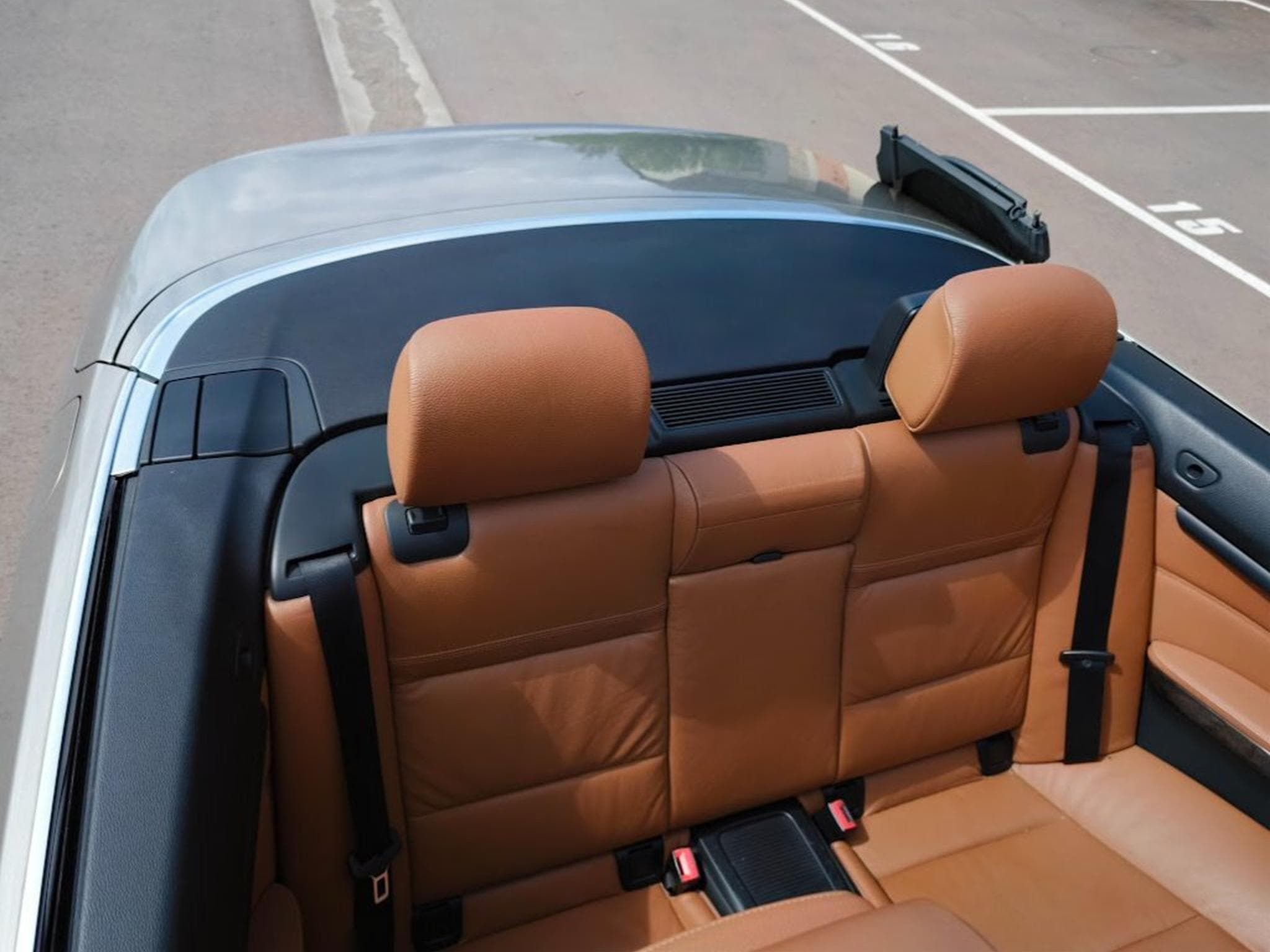 BMW 335 (2011) - Photo 14