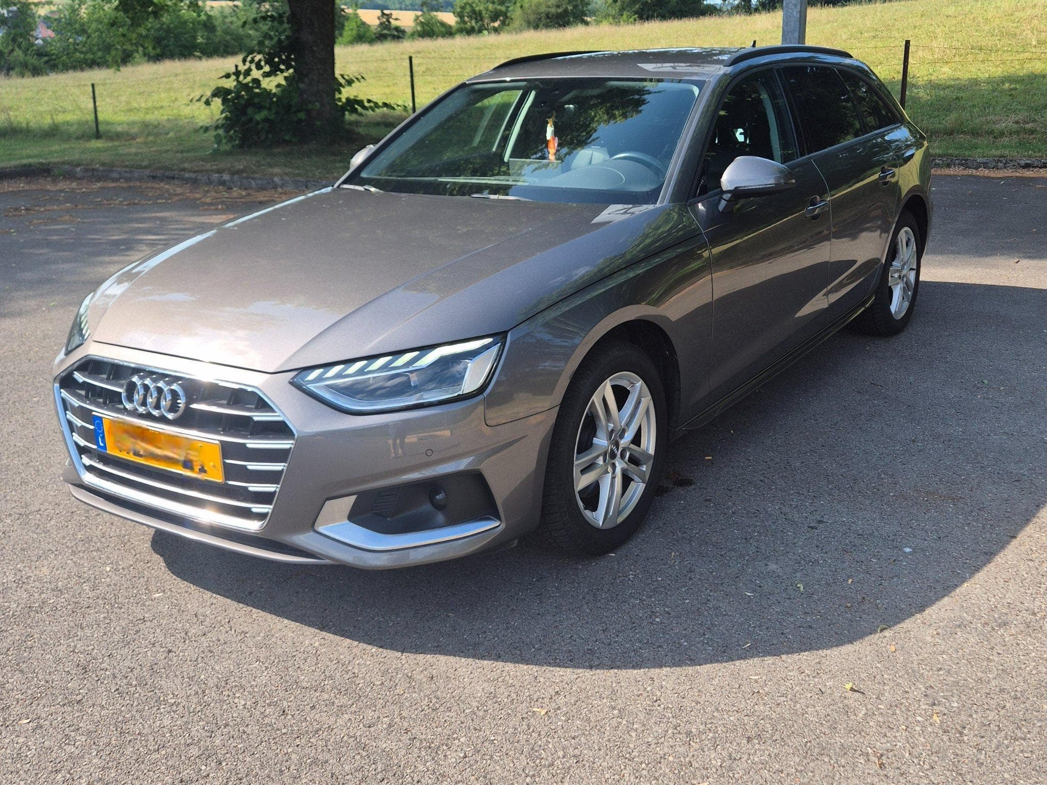 Audi A4 Avante,advanced 35 Tdi (2020) - Photo 2