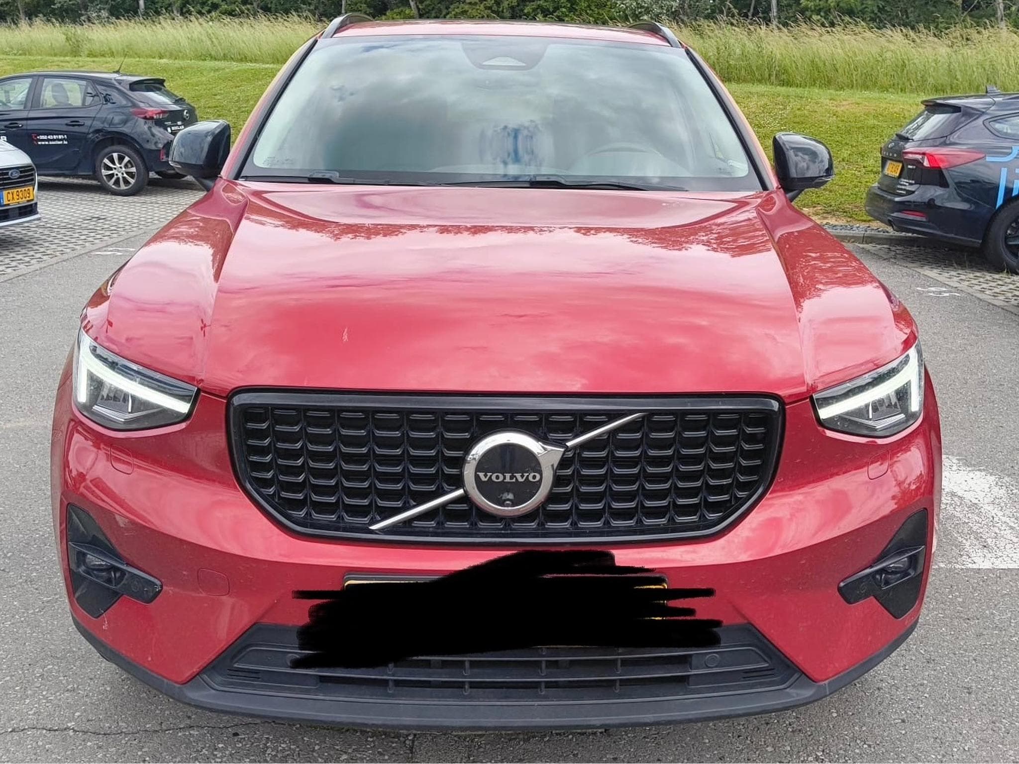 Volvo XC40 R. Design/ultra (2024) - Photo 3