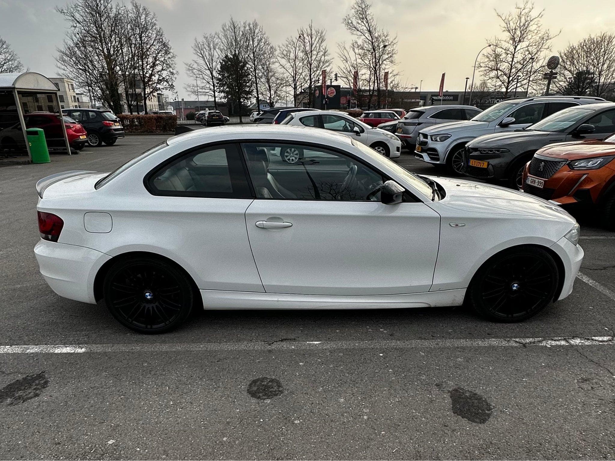 BMW 118 M Pack (2012) - Photo 2