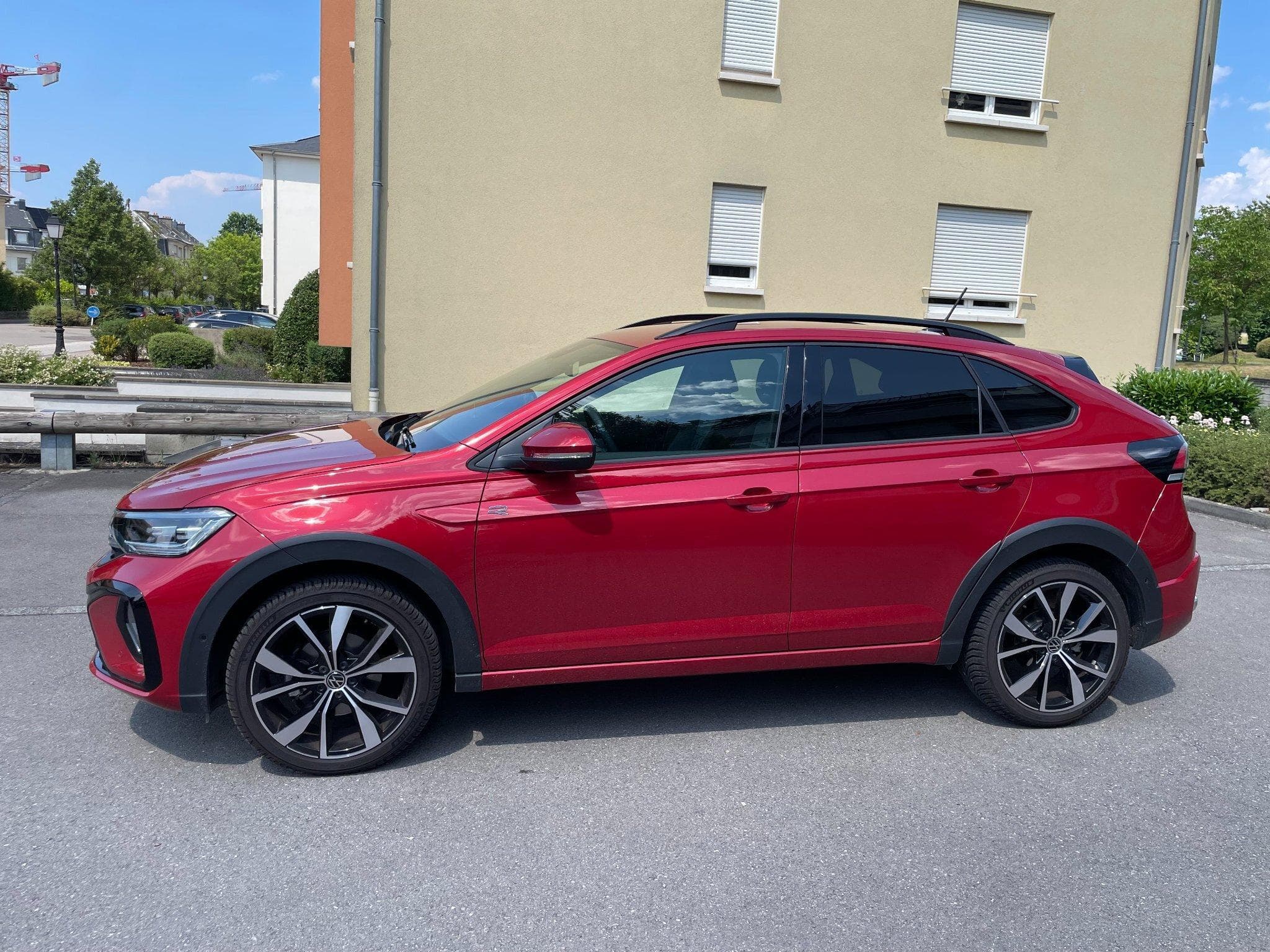 VW Taigo R Line 1.5 TSI (2025) - Photo 2