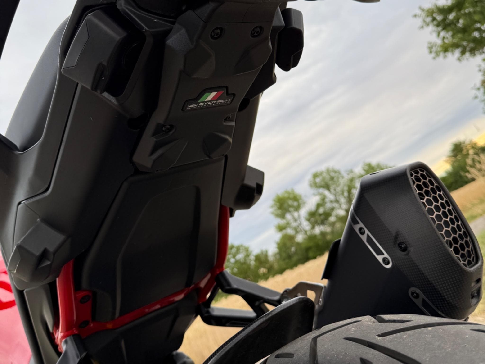 Ducati Multistrada V2S (2025) - Photo 9