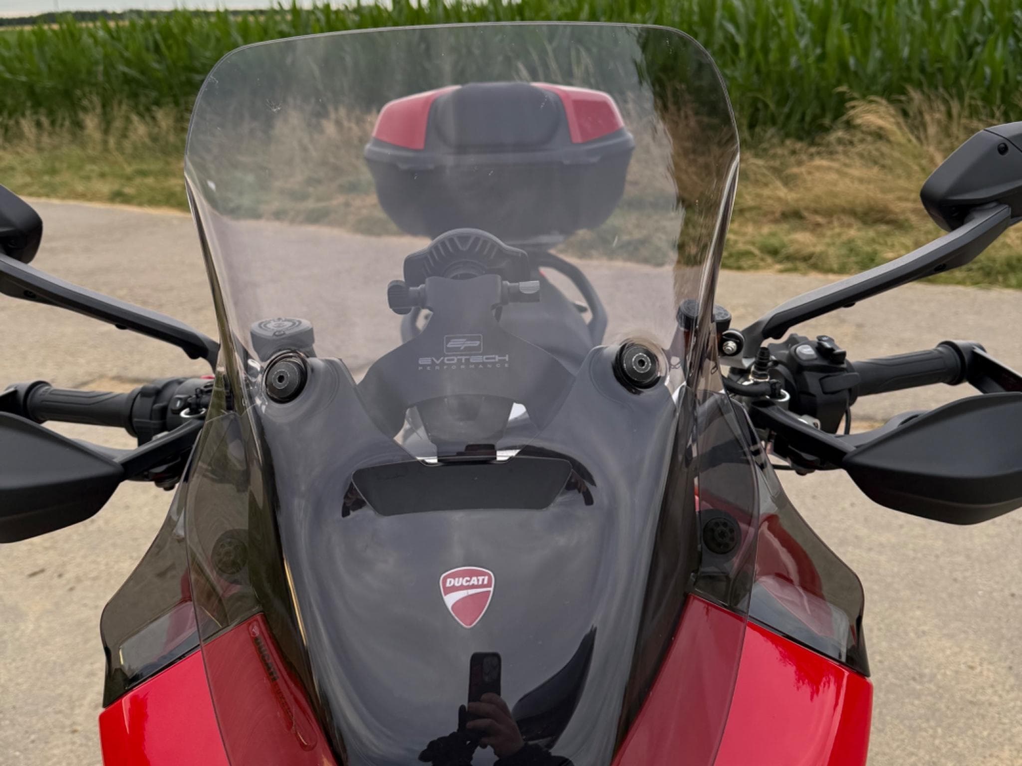 Ducati Multistrada V2S (2025) - Photo 10