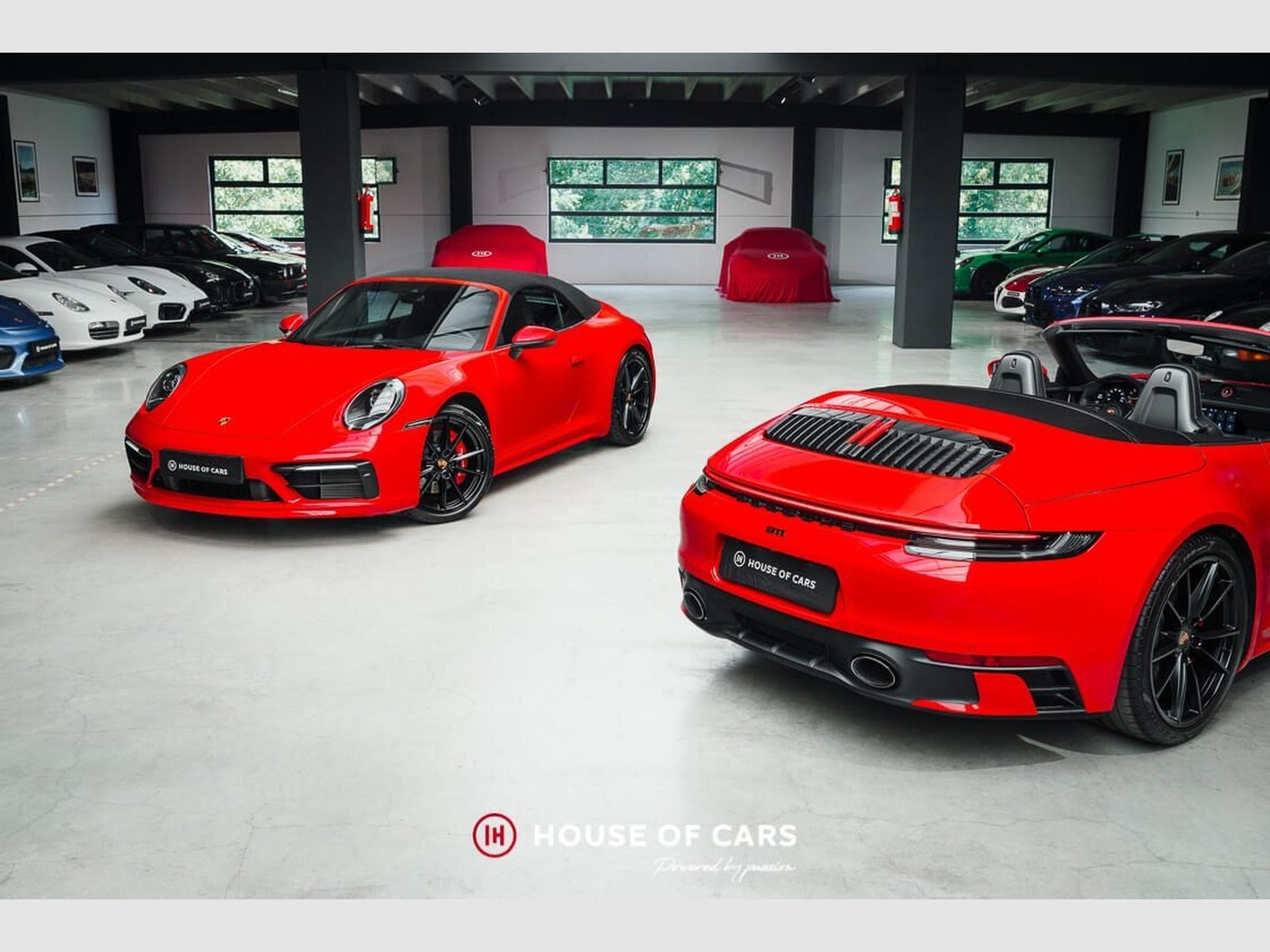 Porsche 992 992.1 Carrera S Cabriolet PDK - 1st paint - AS NEW ! (2020) - Photo 1