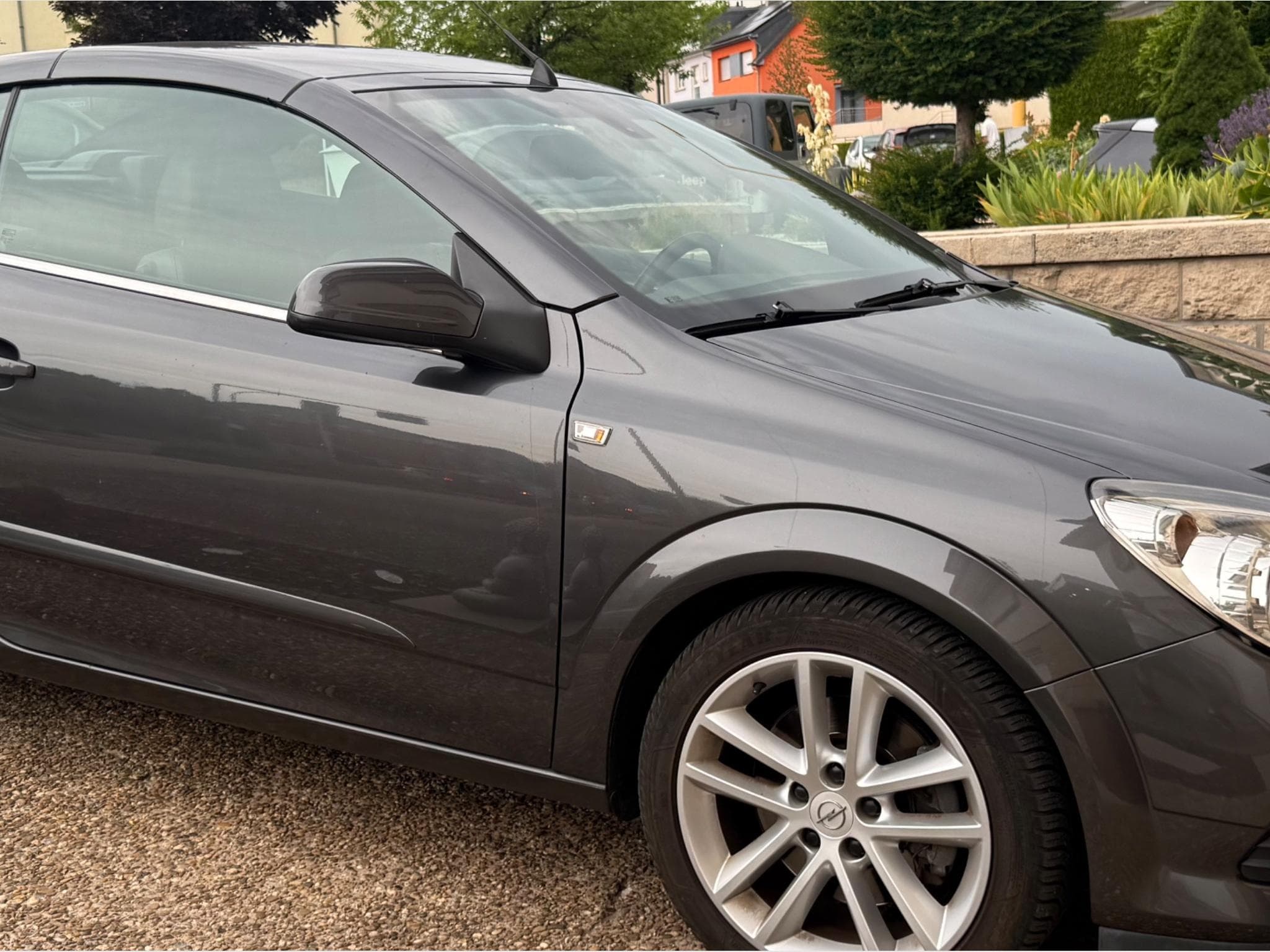 Opel Astra Sport (2008) - Photo 1