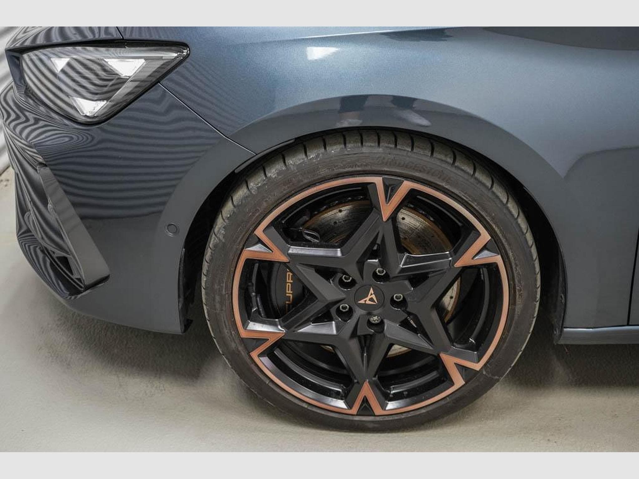 Cupra Leon ST 2,0 TSI (2025) - Photo 5