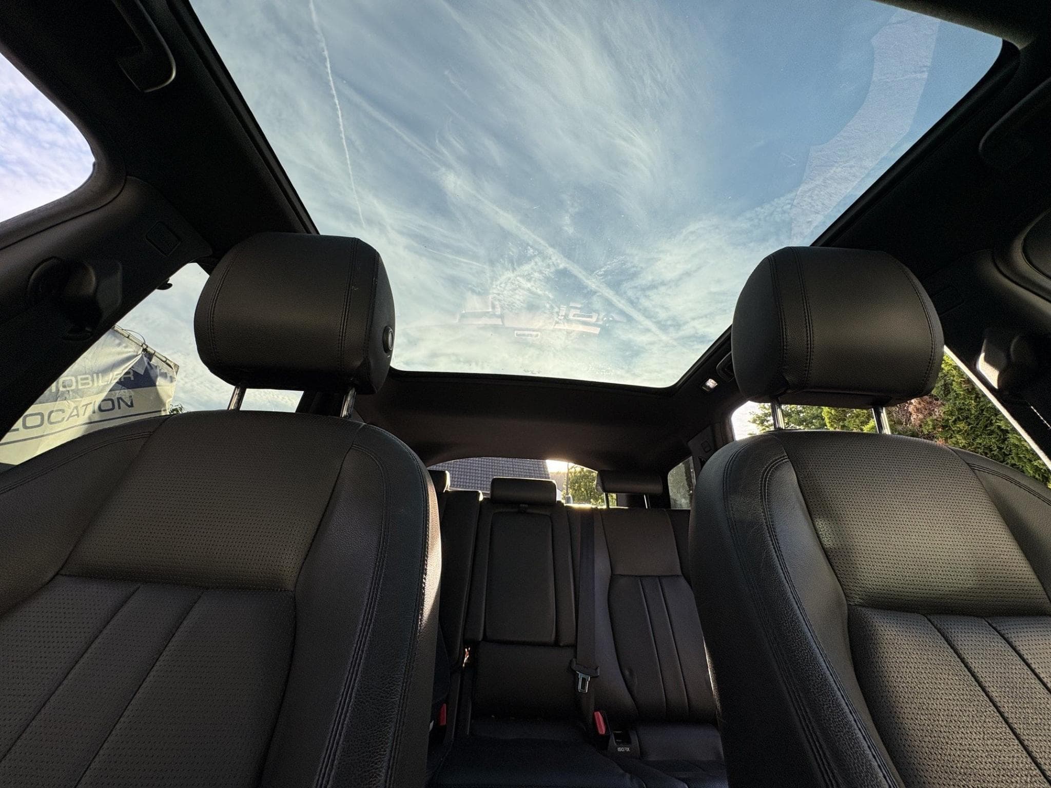 Land-Rover Discovery Sport SD4 HSE (2018) - Photo 9