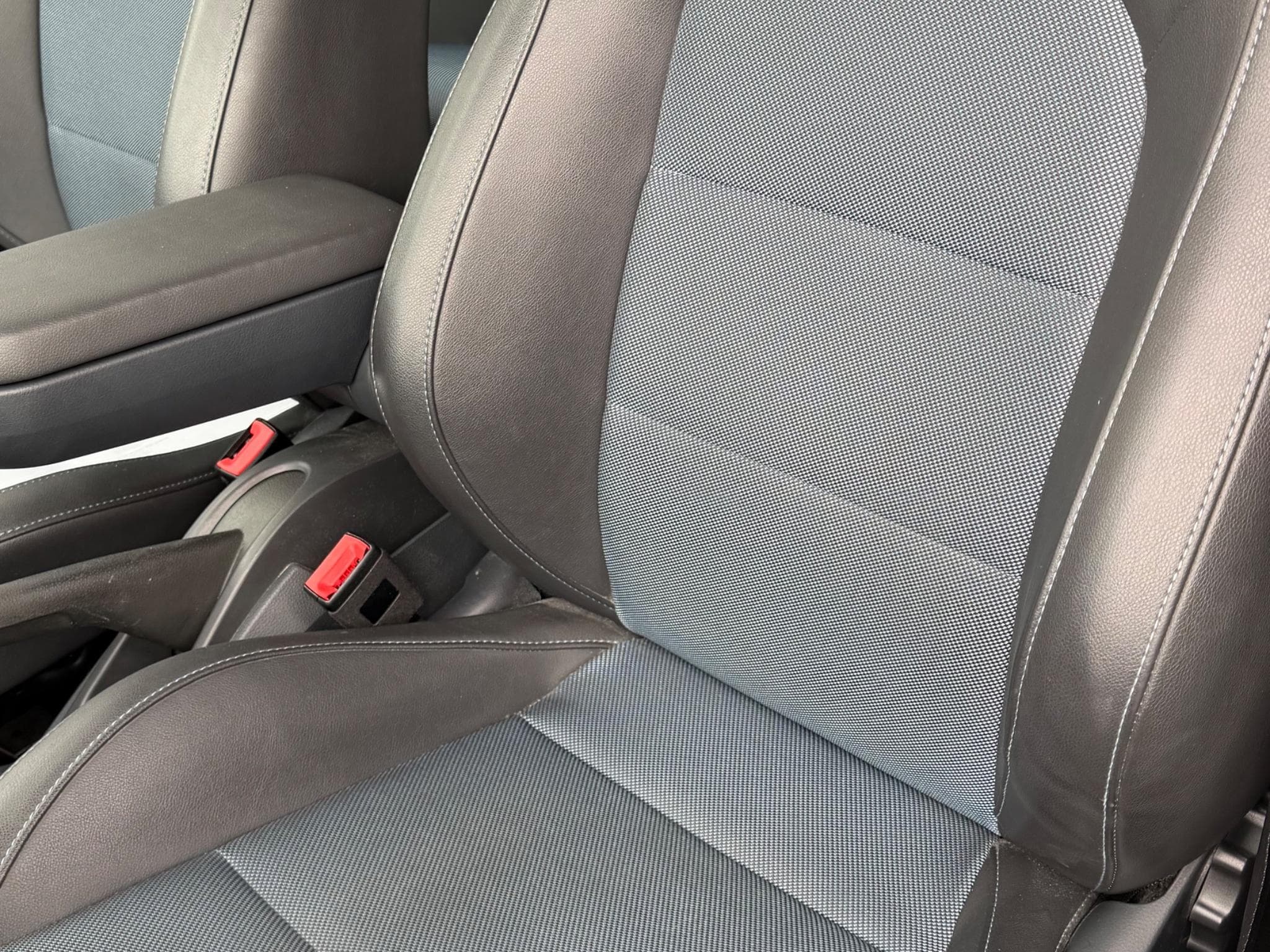 Seat Ibiza I tech tdi (2015) - Photo 8