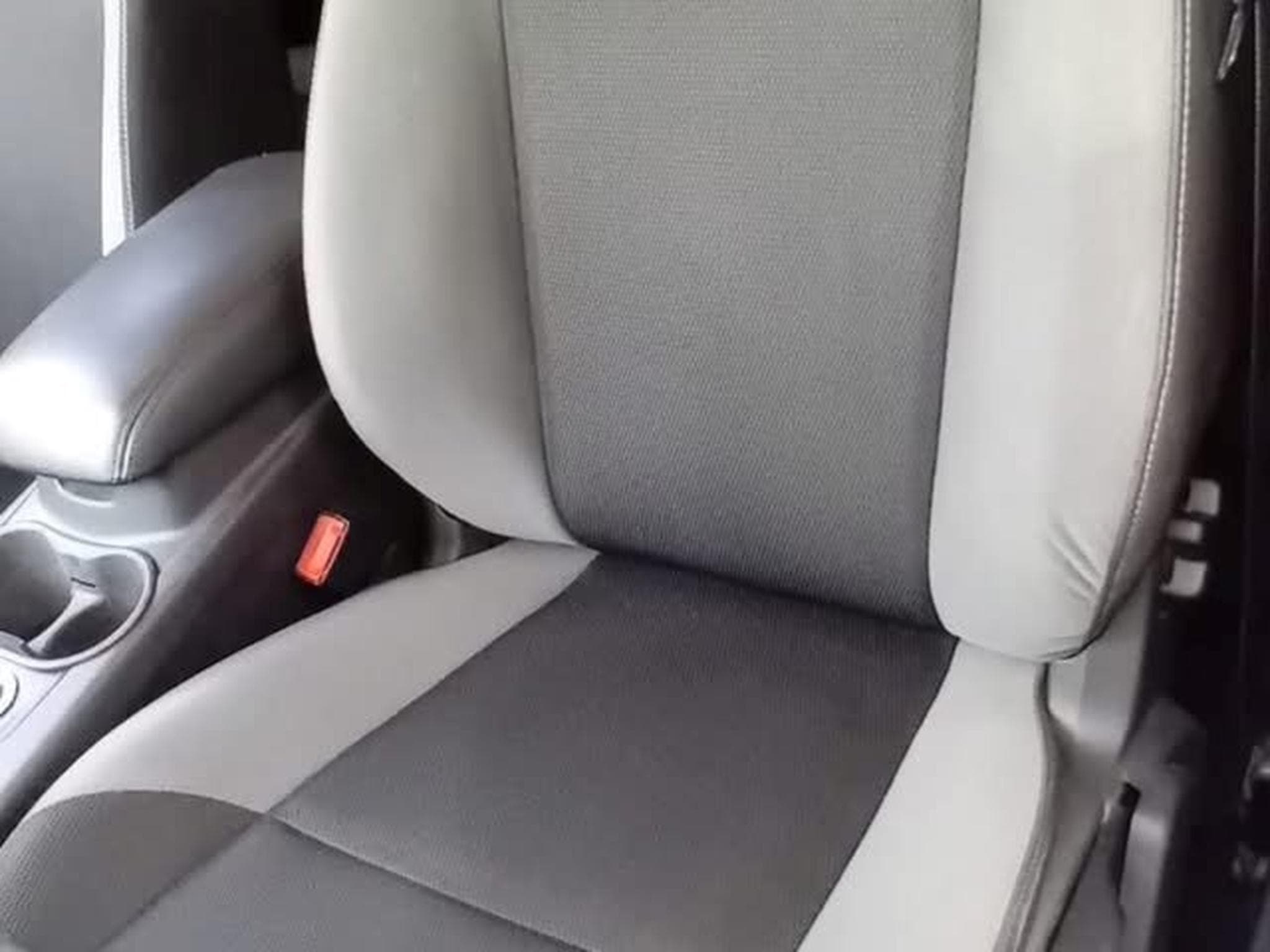 Ford Focus Break Familiale 1,6 TDCI (2013) - Photo 6