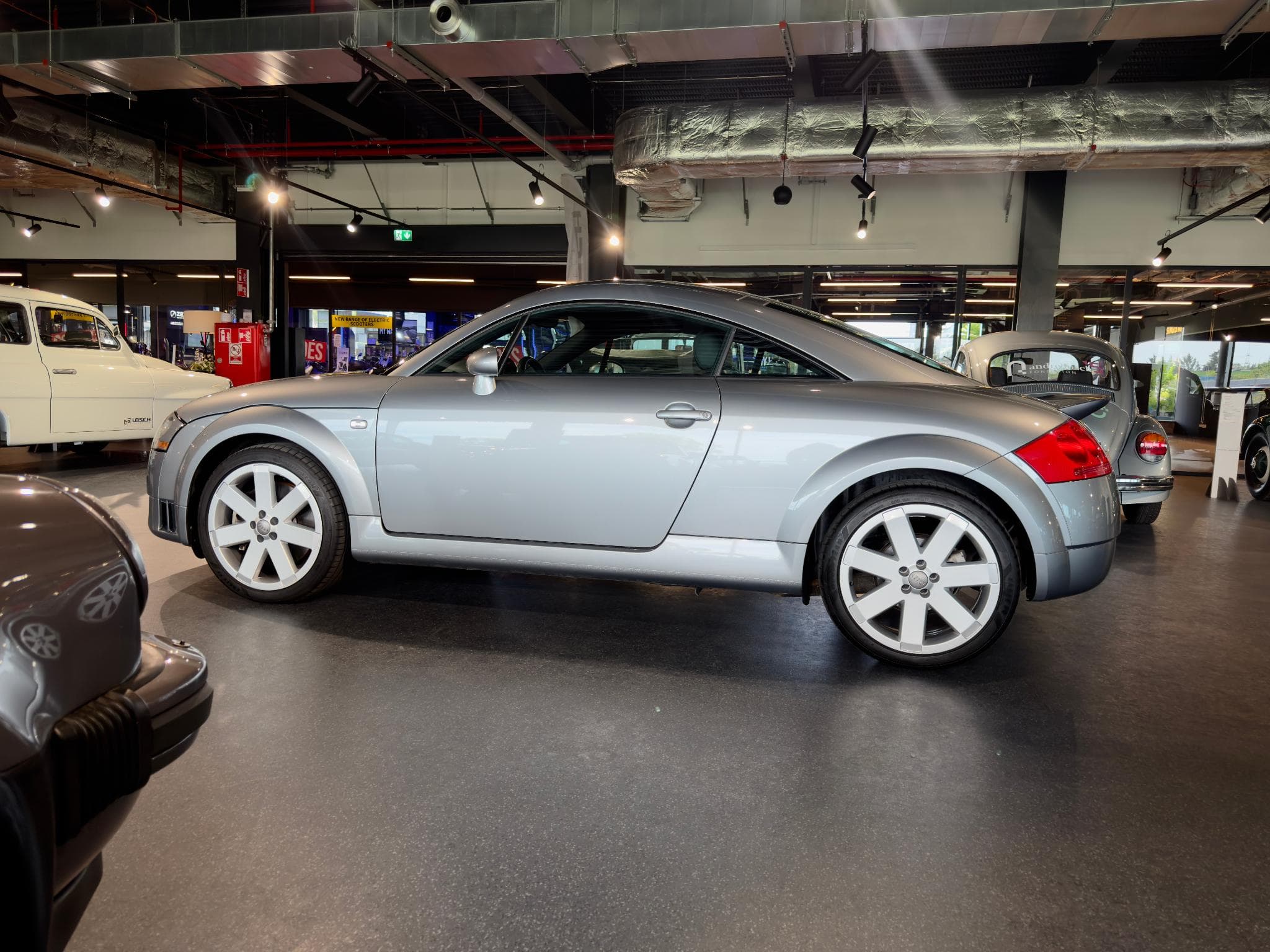 Audi TT 3.2 Quattro (2005) - Photo 9