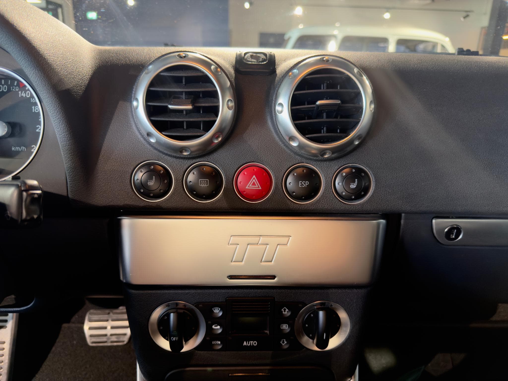 Audi TT 3.2 Quattro (2005) - Photo 17