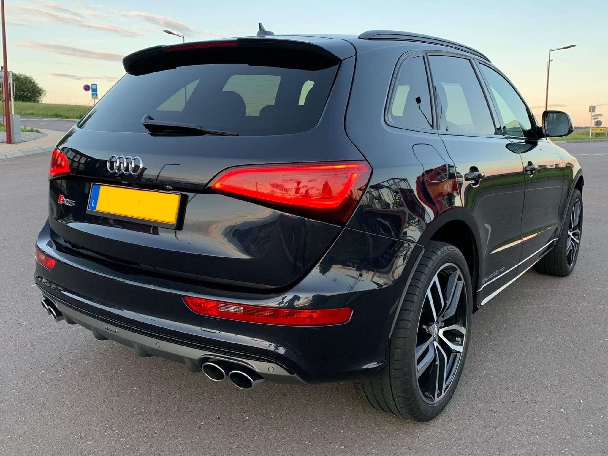 Audi SQ5 3.0 v6 tfsi (2016) - Photo 3