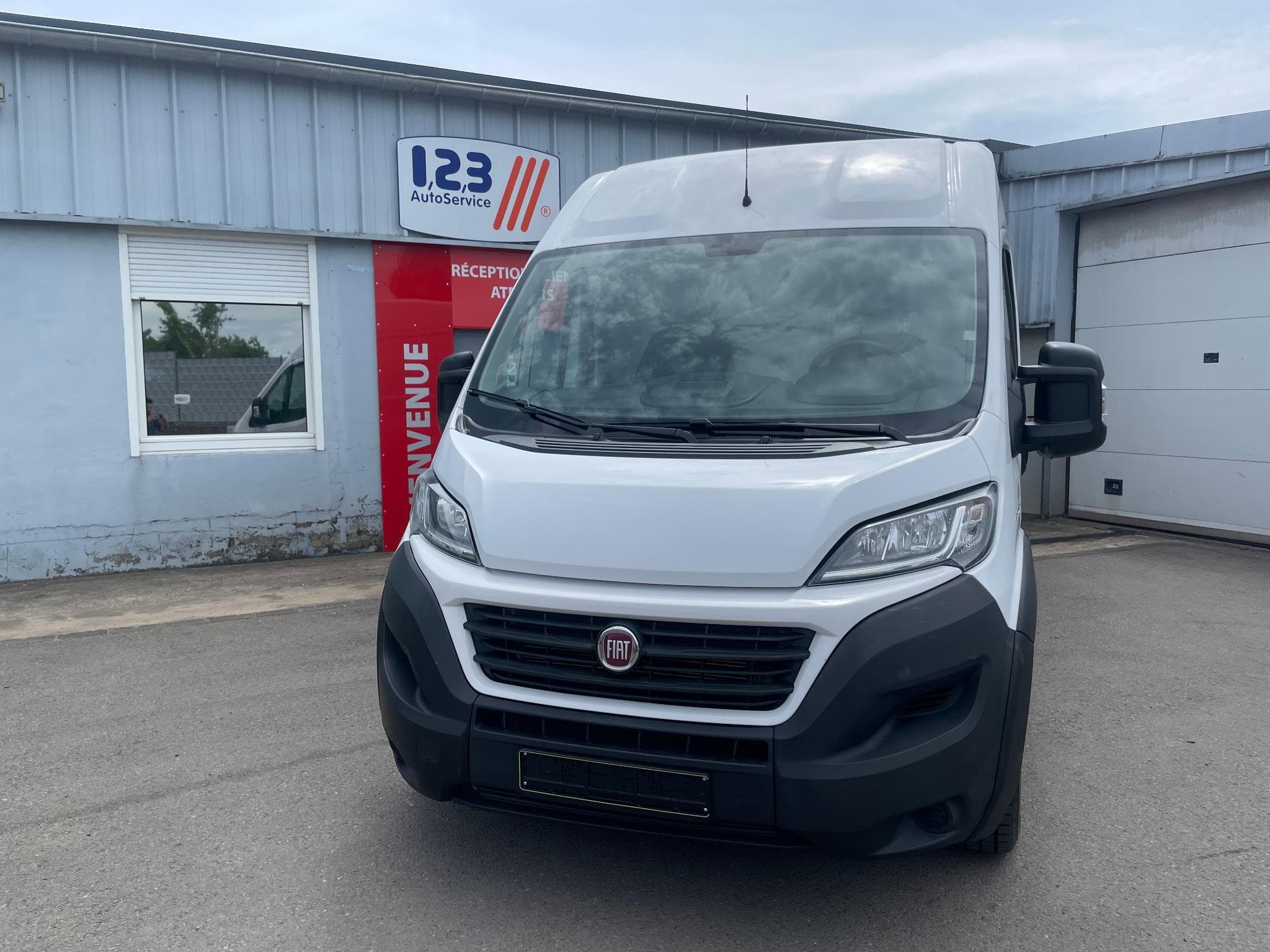 Fiat Ducato 2.3 L3H2 (2021) - Photo 2