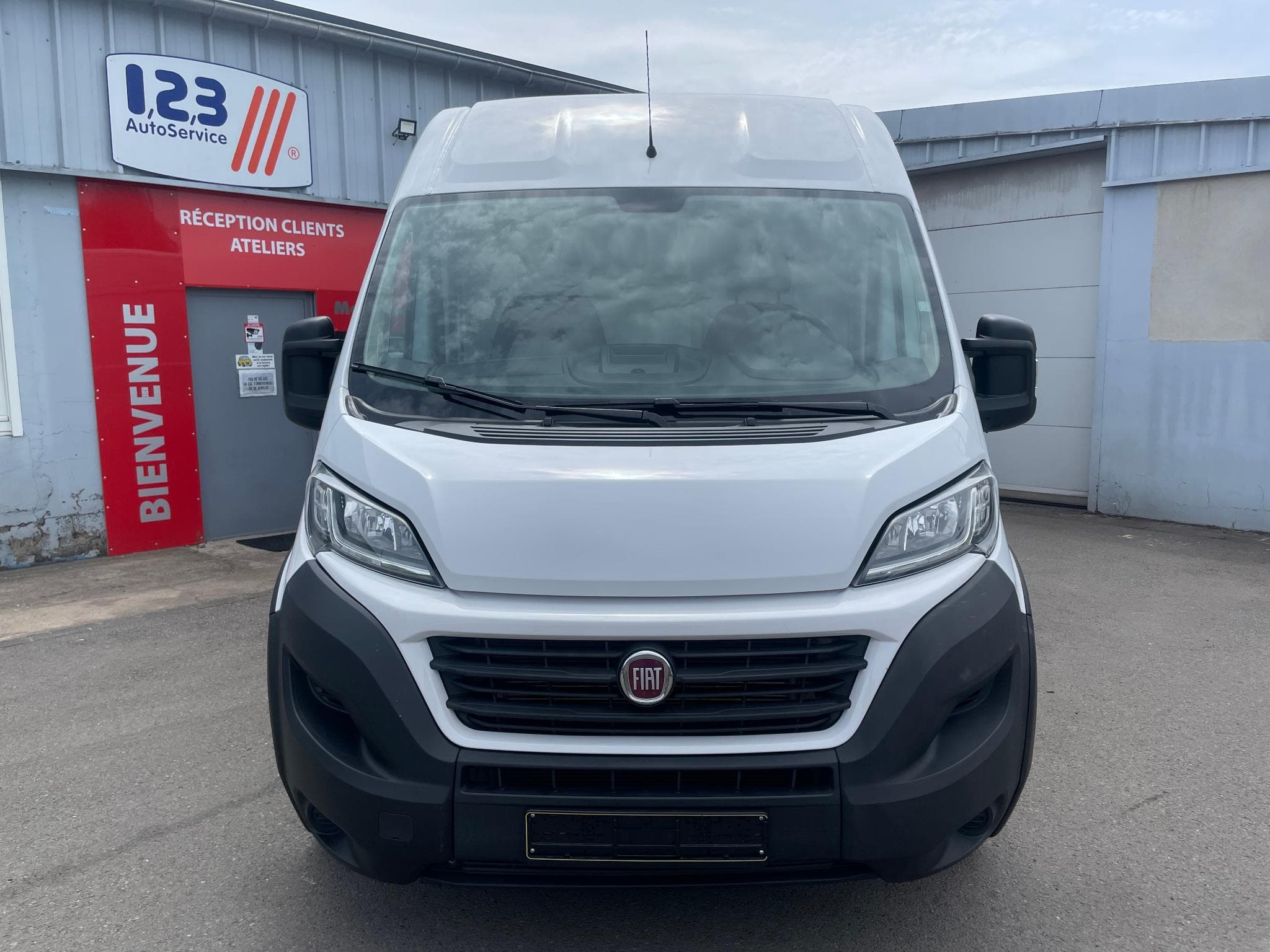 Fiat Ducato 2.3 L3H2 (2021) - Photo 3