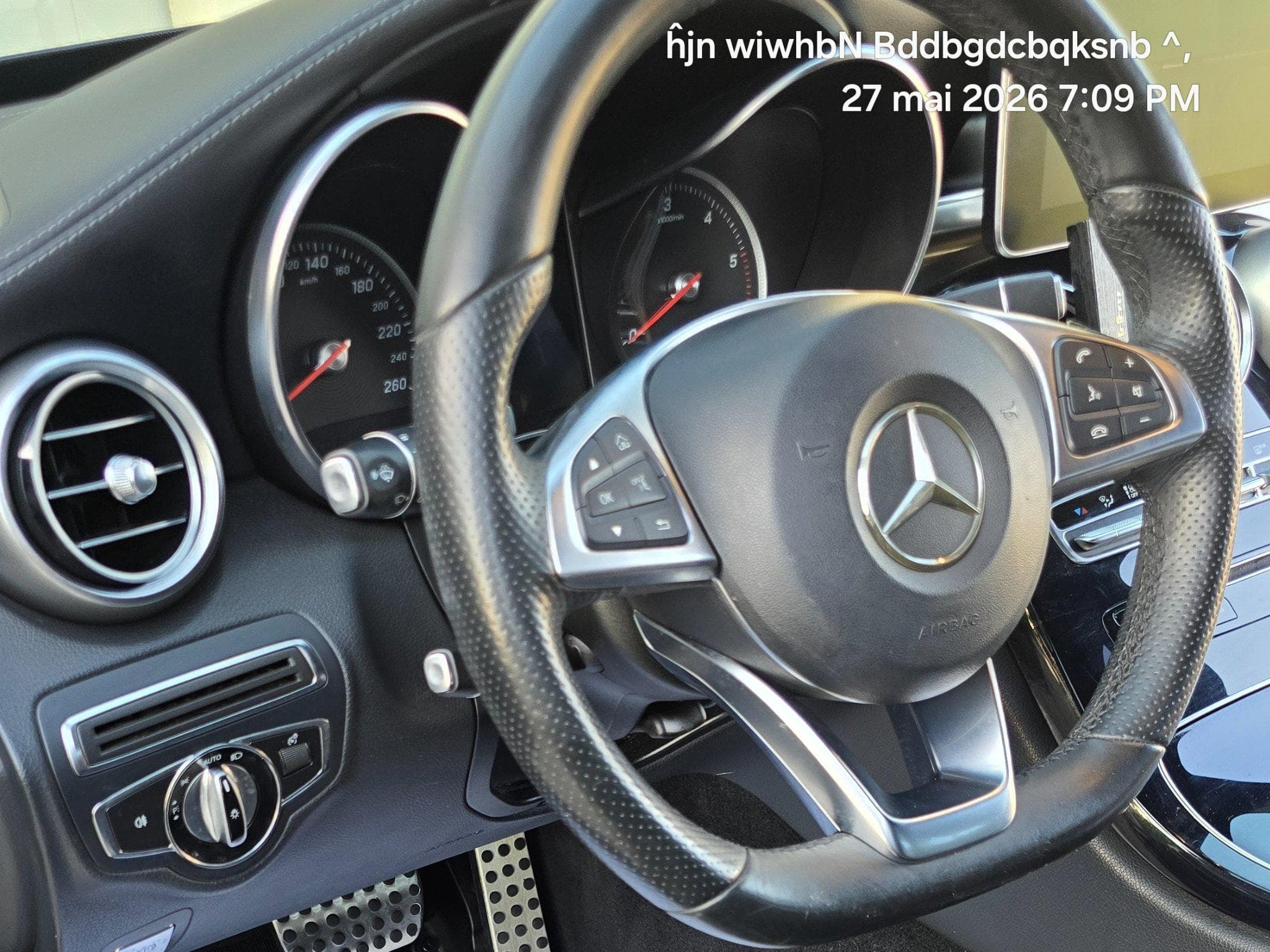 Mercedes C 220 Sportline pack AMG (2015) - Photo 3