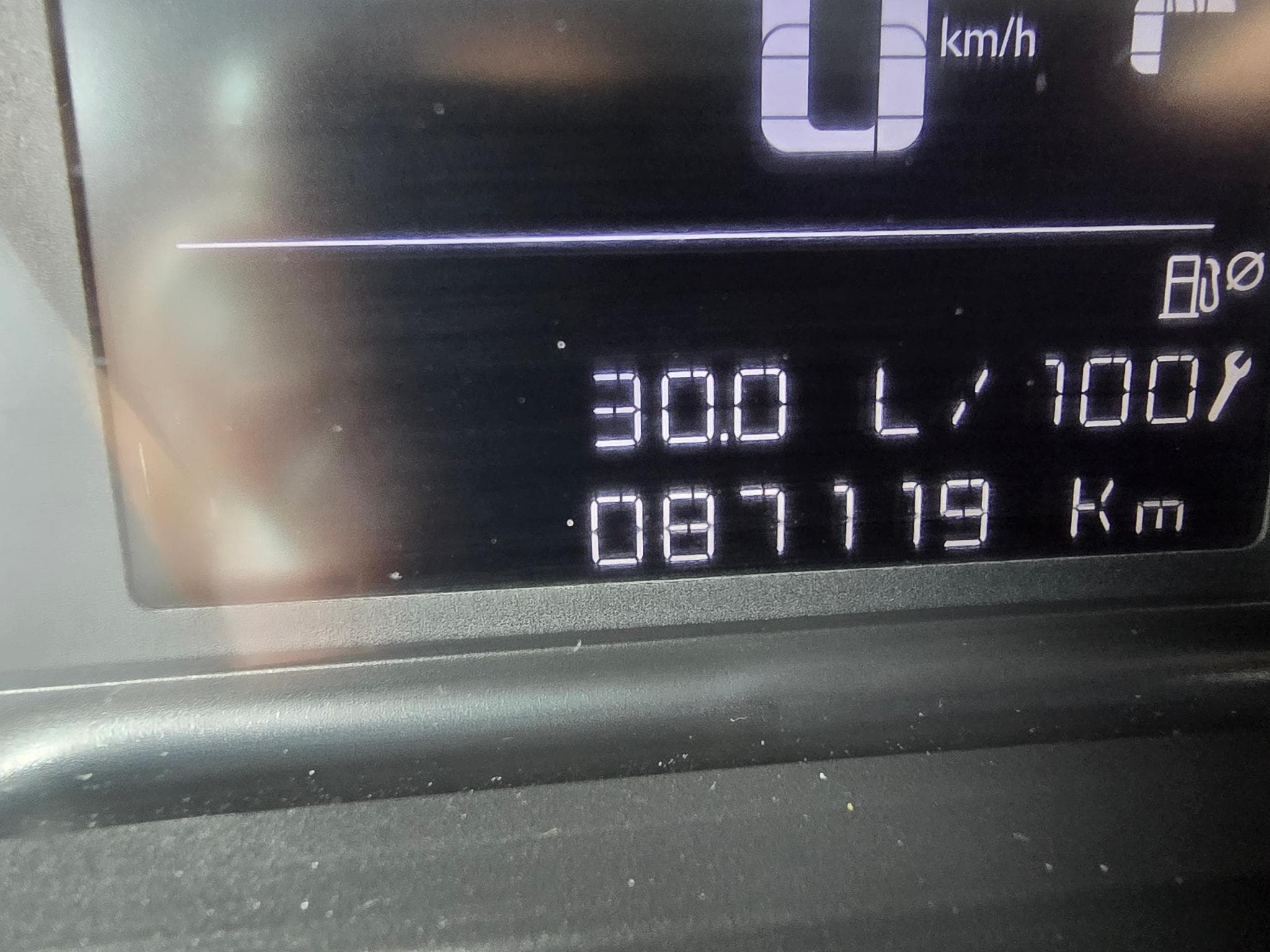 Peugeot Expert HDI 146 cv boite auto long 15990 HT (2022) - Photo 13