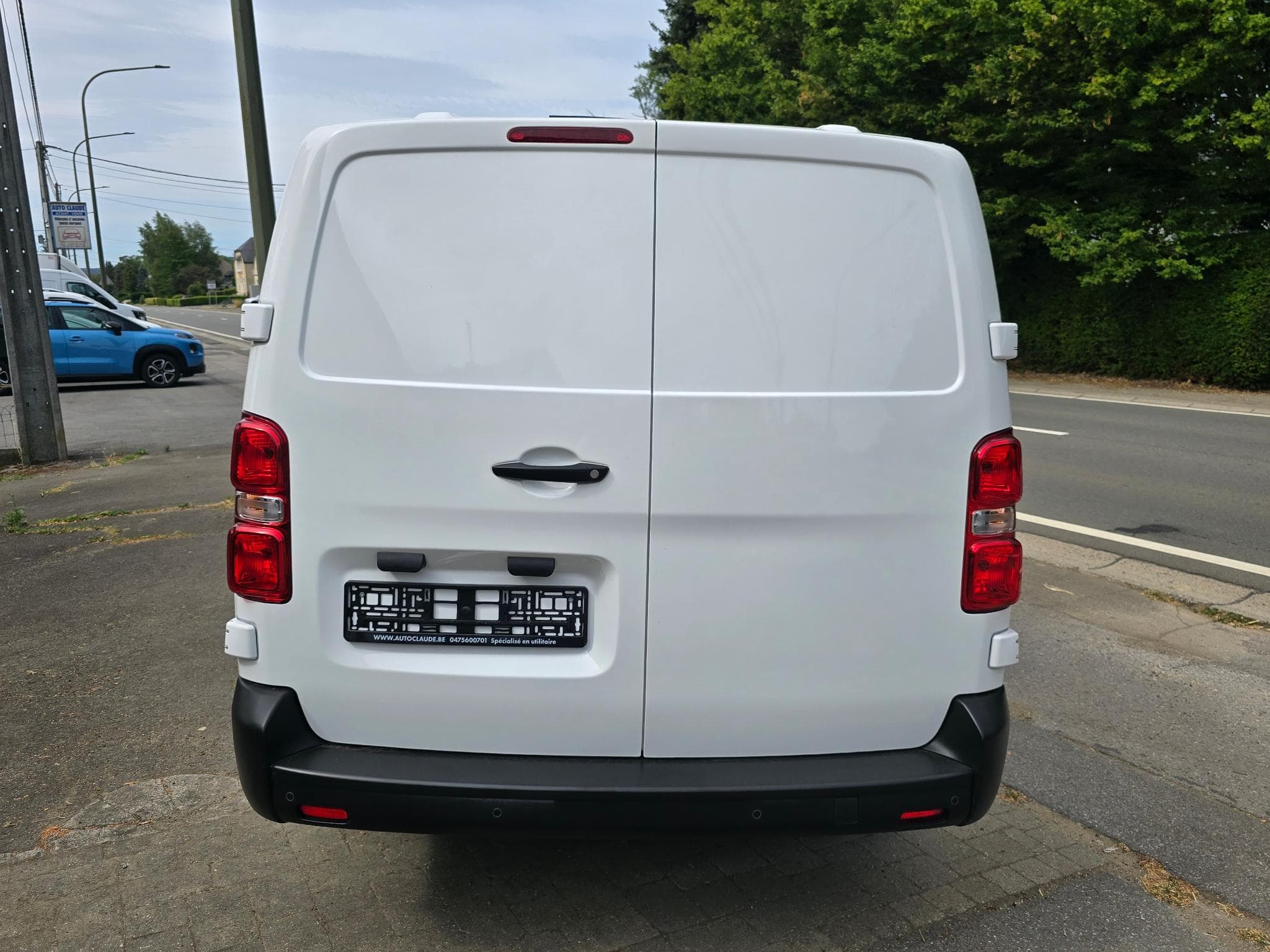 Peugeot Expert HDI 146 cv boite auto long 15990 HT (2022) - Photo 5