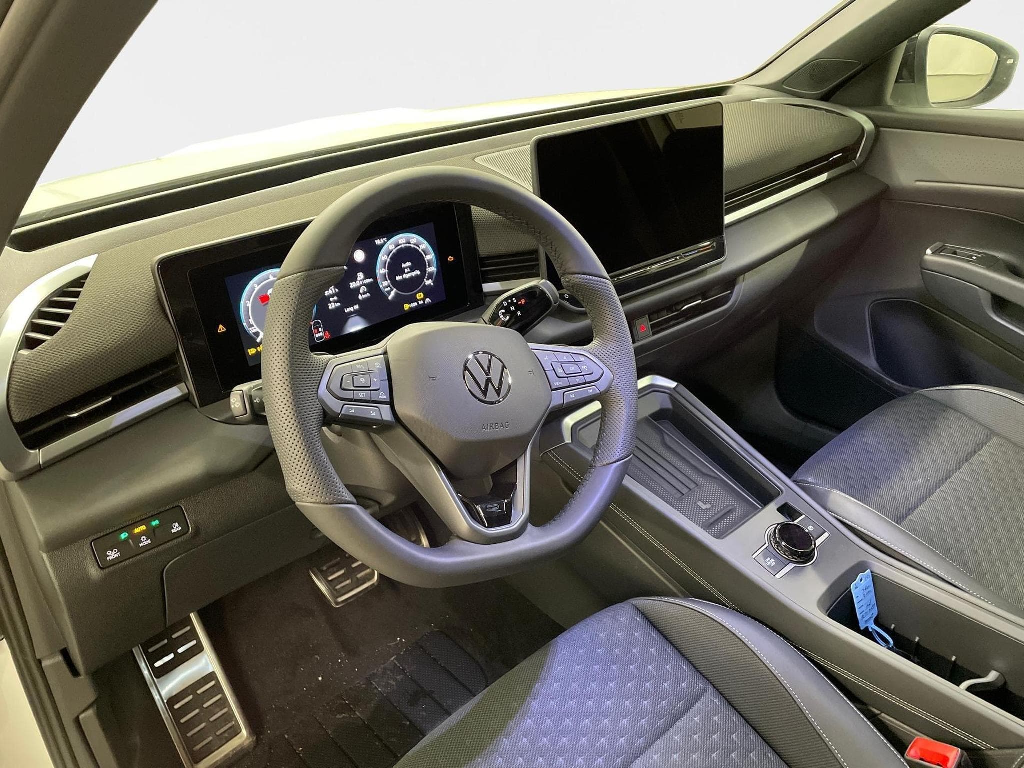 VW T-Roc R-Line (2026) - Photo 12