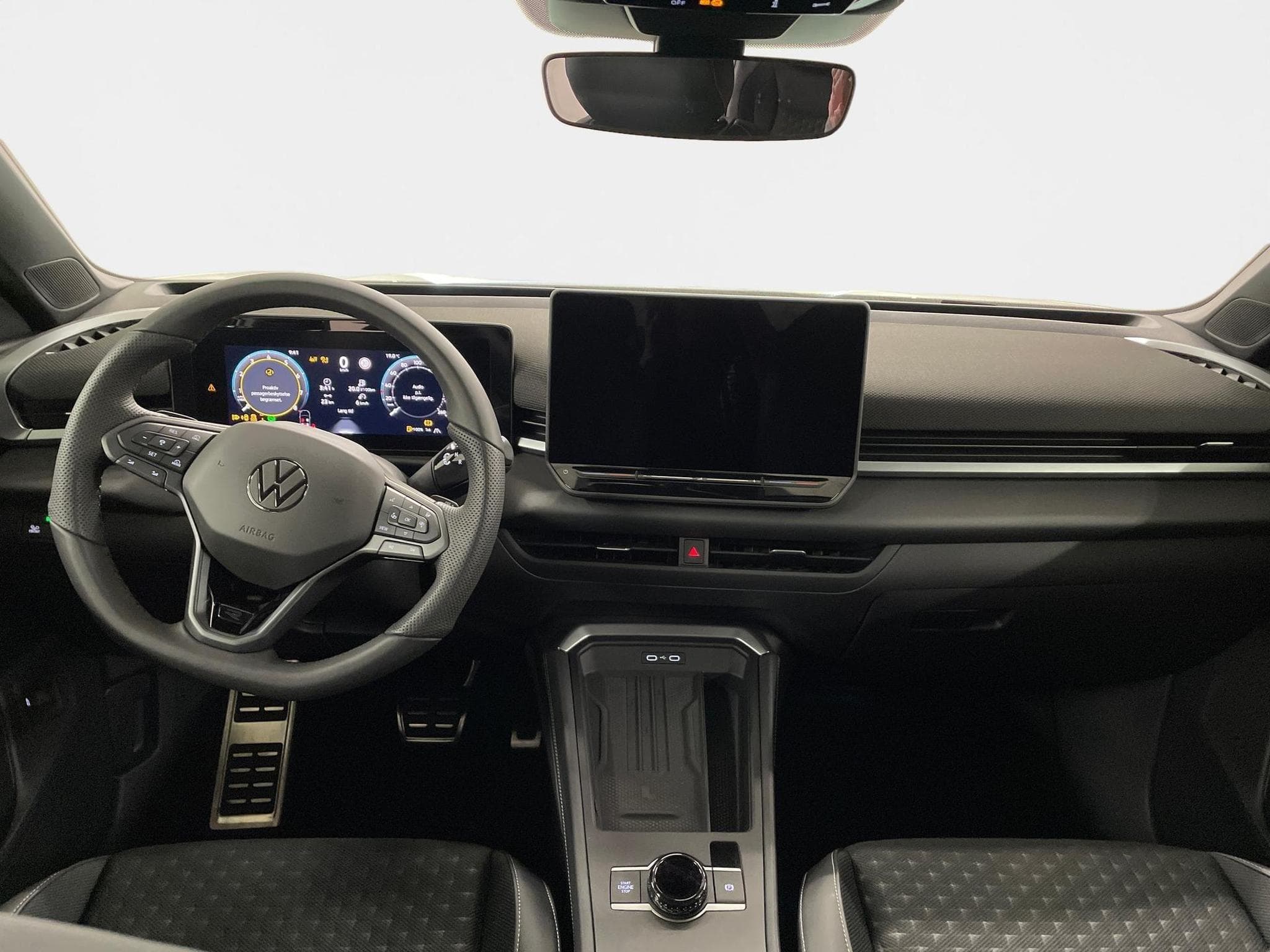 VW T-Roc R-Line (2026) - Photo 13