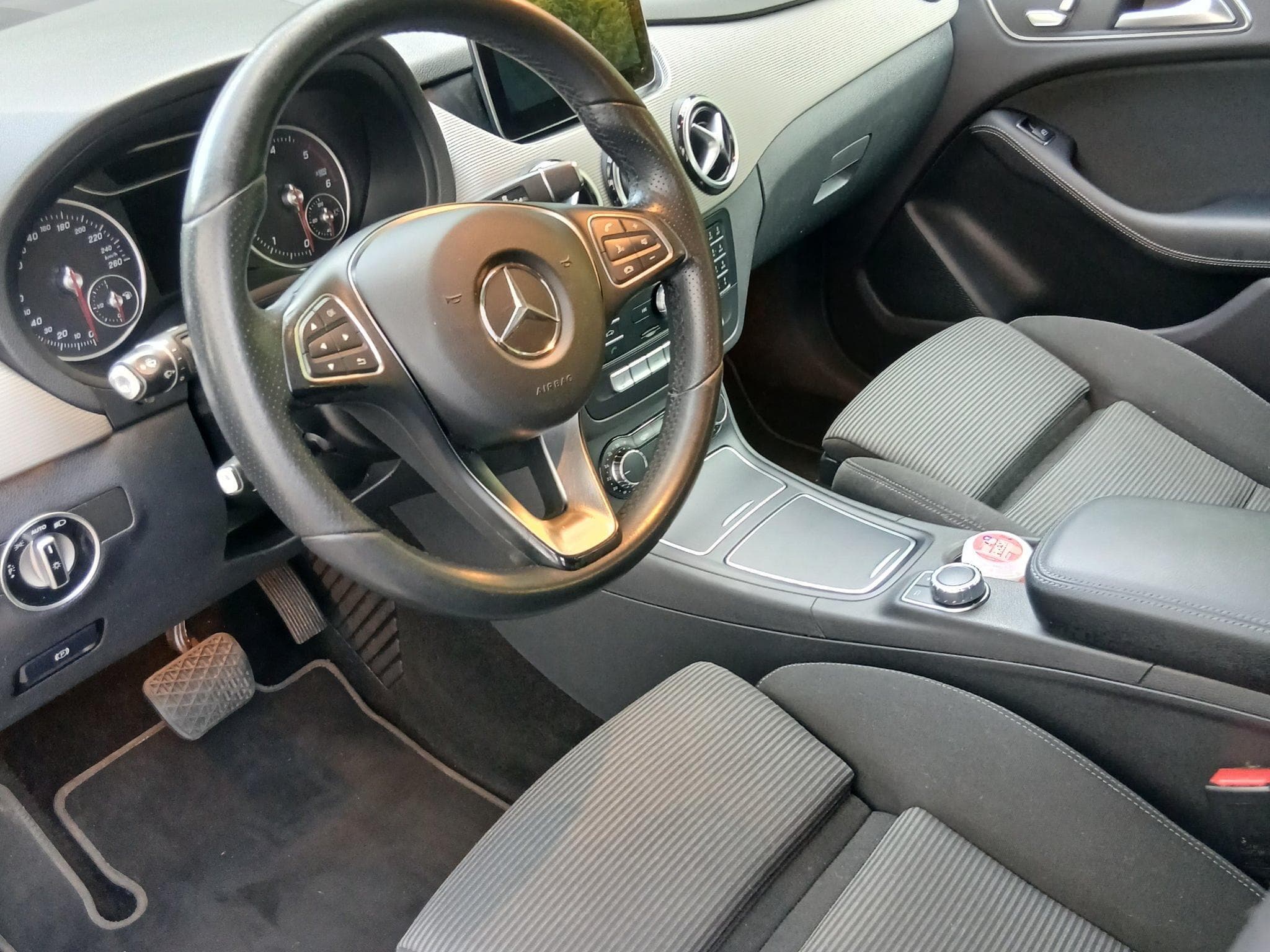 Mercedes B 200 B200 4Matic  Diesel 2143Cm 136cv (2016) - Photo 3