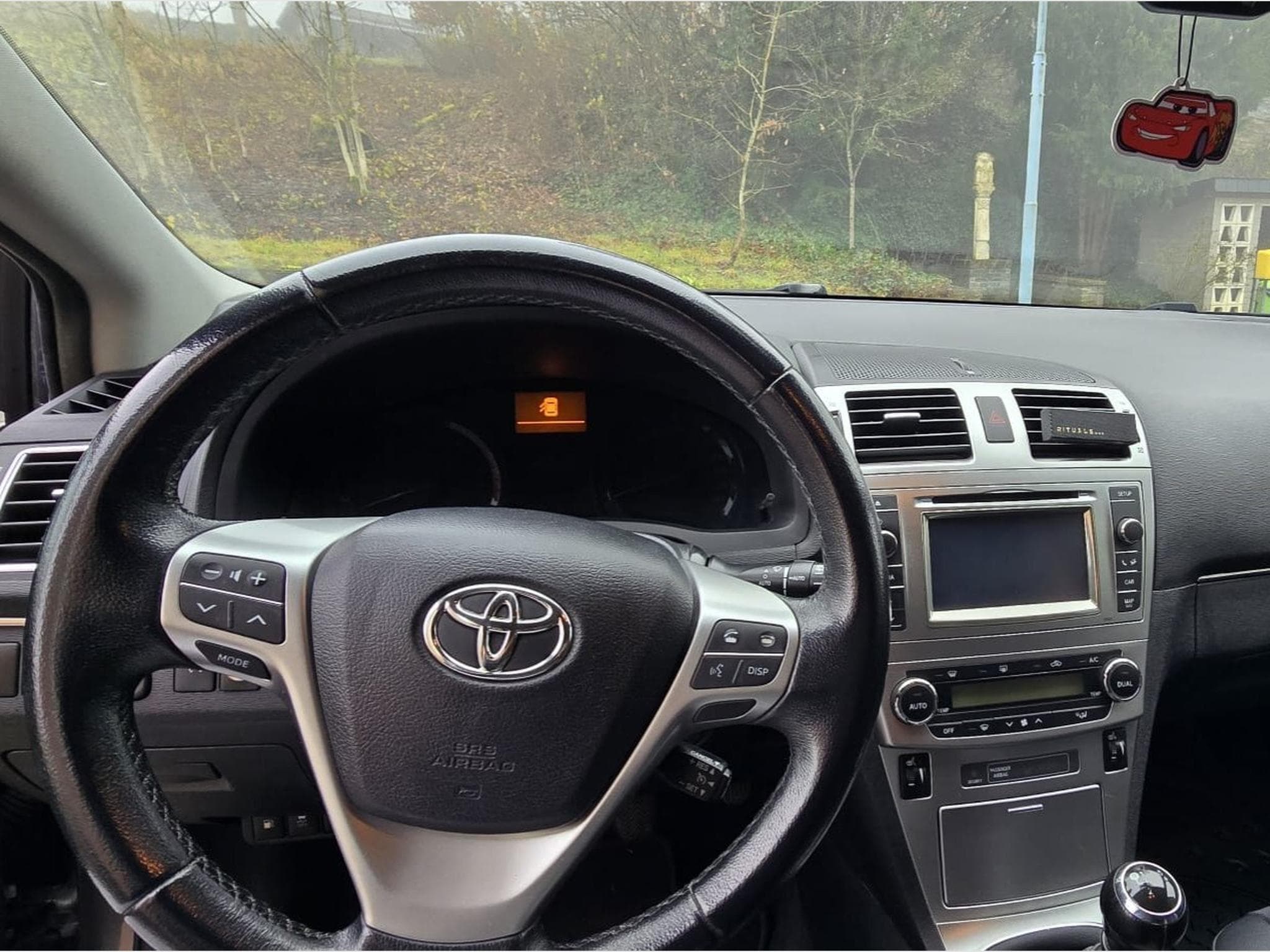 Toyota Avensis (2013) - Photo 7
