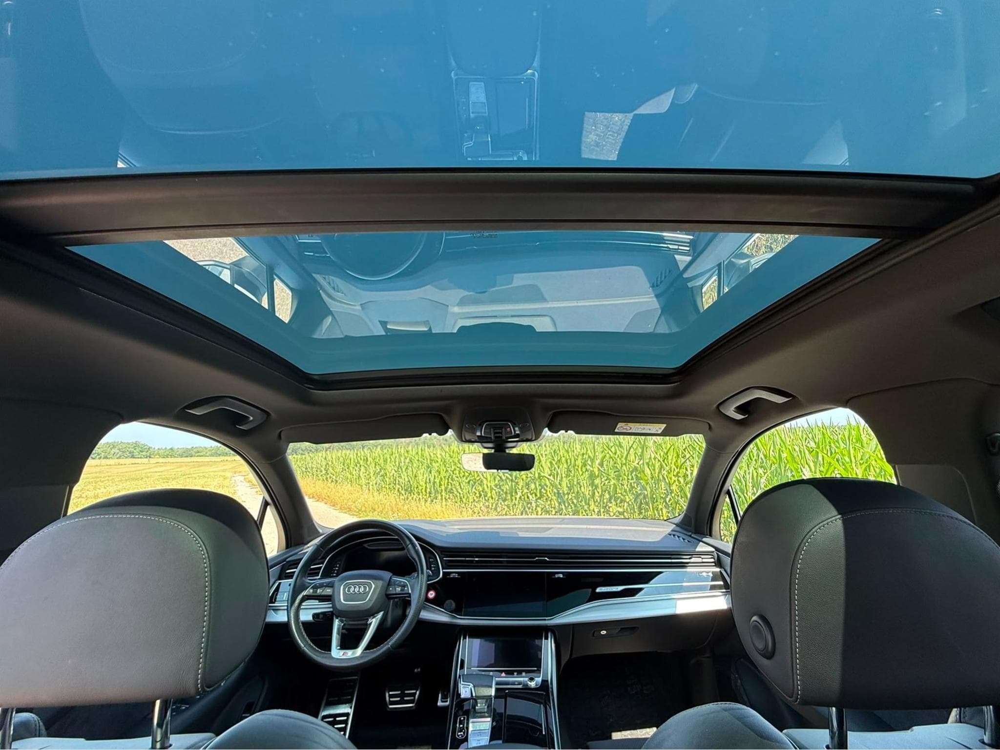 Audi Q7 S-line (2021) - Photo 7