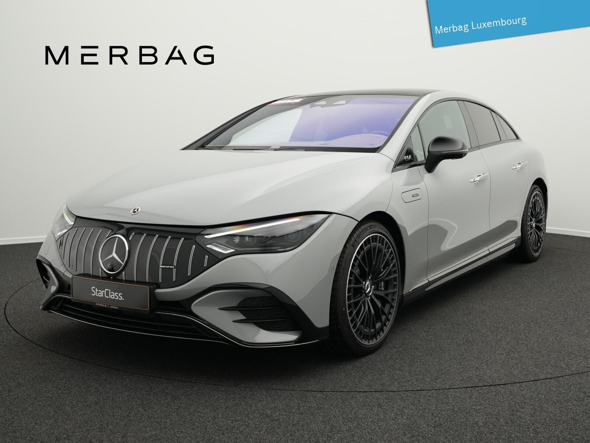 Mercedes EQE 4MATIC (2022) - Photo 1