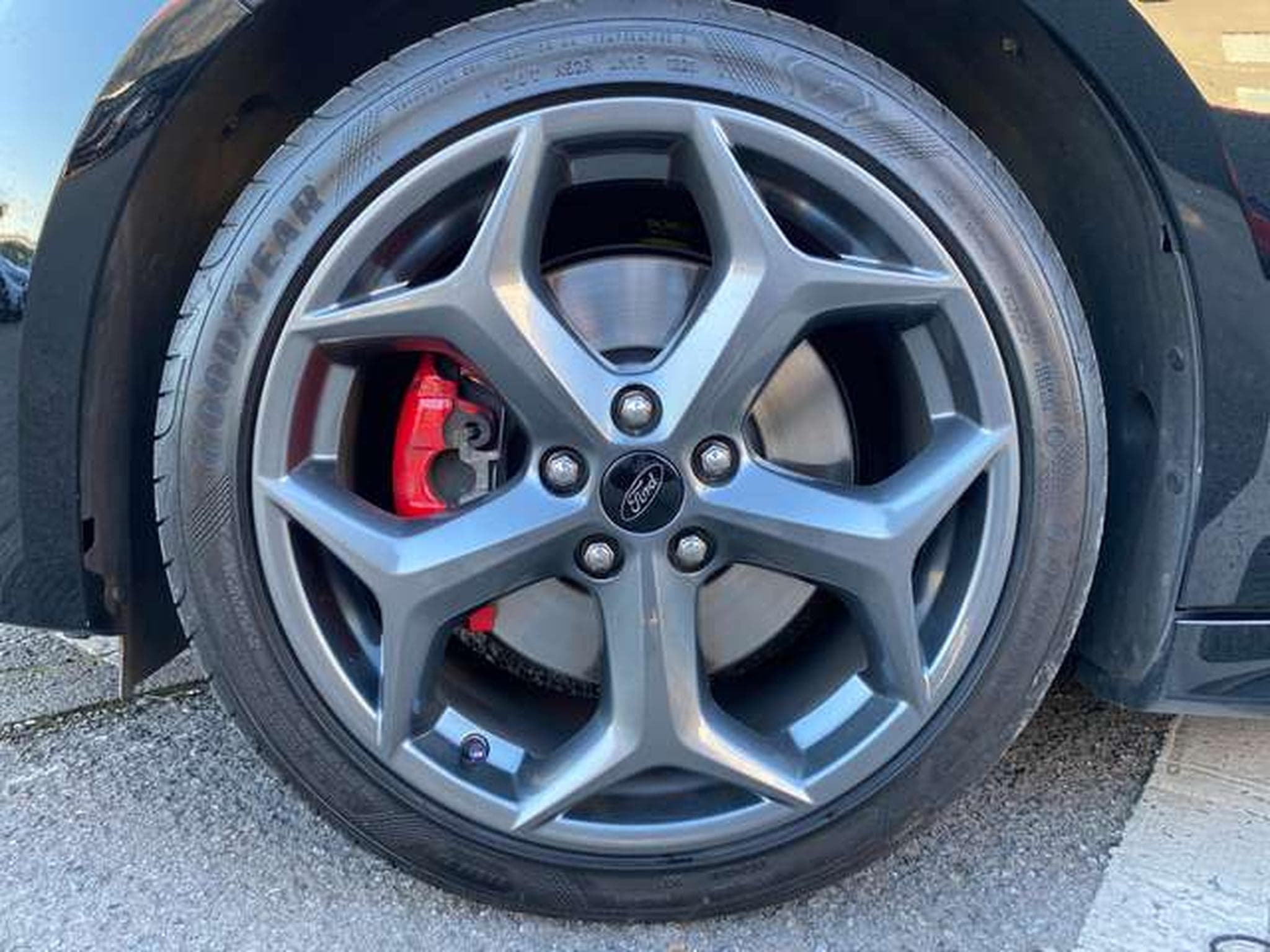 Ford Focus Focus 2.0ST - JUSQU'A 48 MOIS DE GARANTIE (2017) - Photo 19