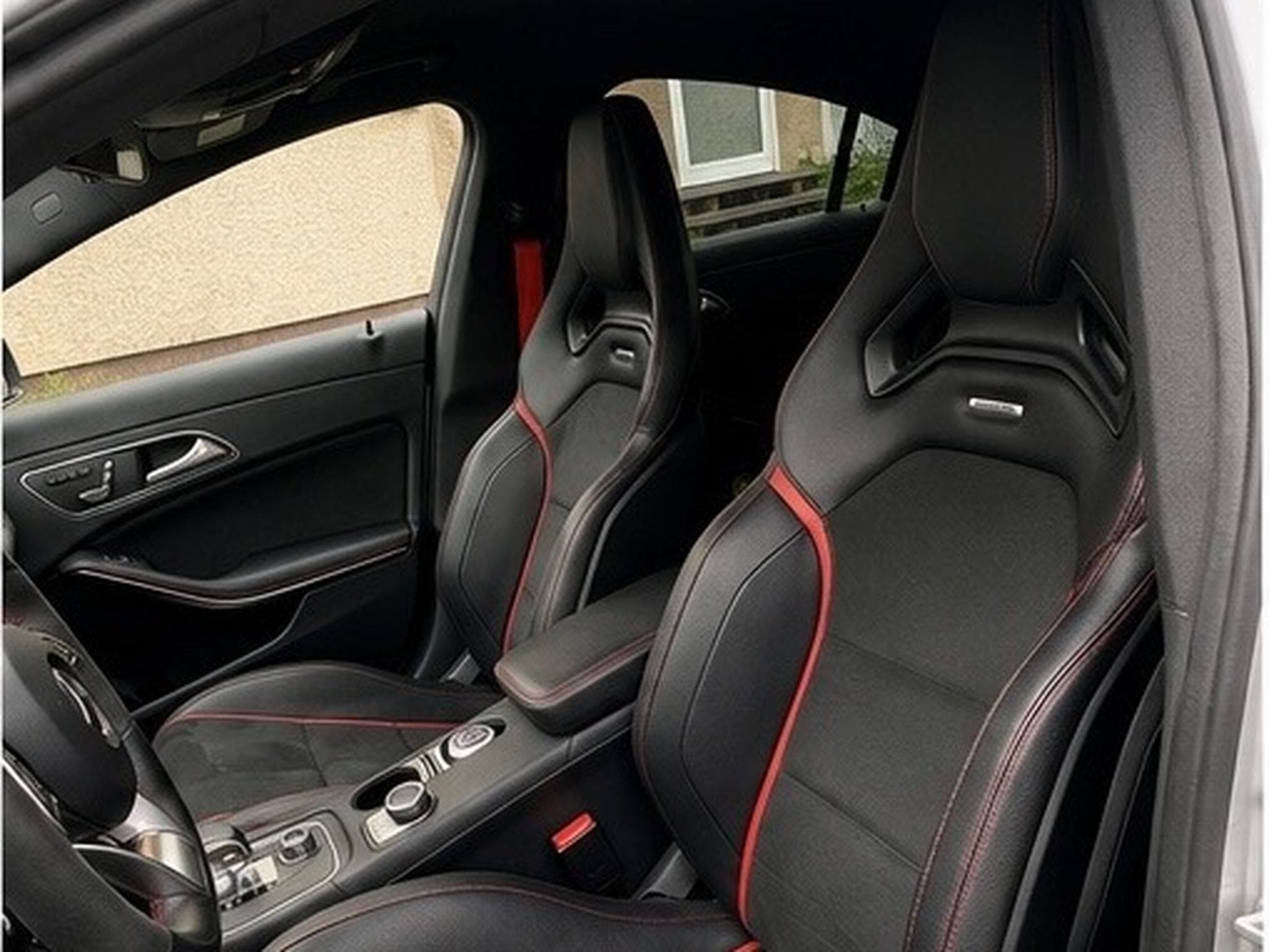 Mercedes CLA 45 AMG Facelift (2016) - Photo 3