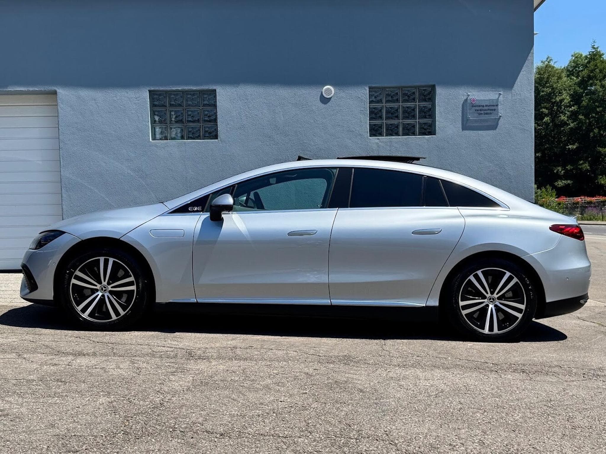 Mercedes EQE 350+ LUXURY LINE + 292 CV (2023) - Photo 15